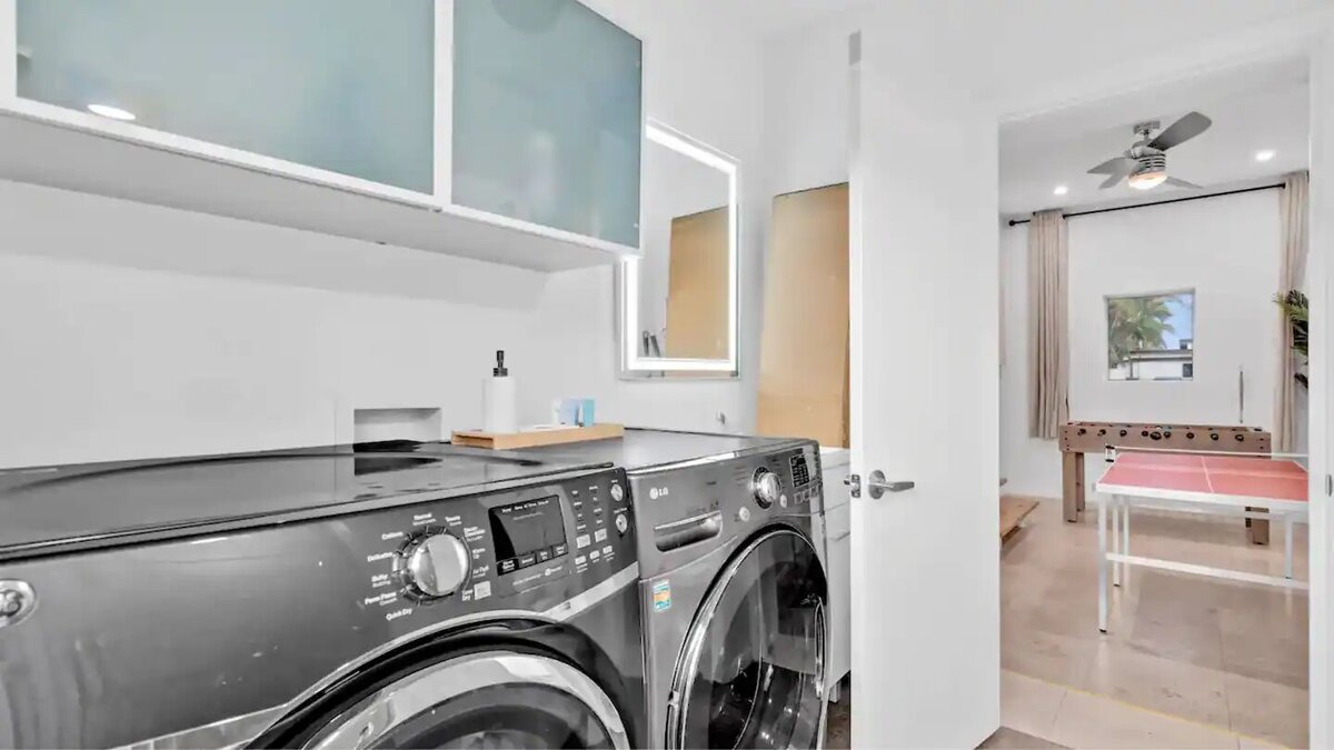 Laundry (1)