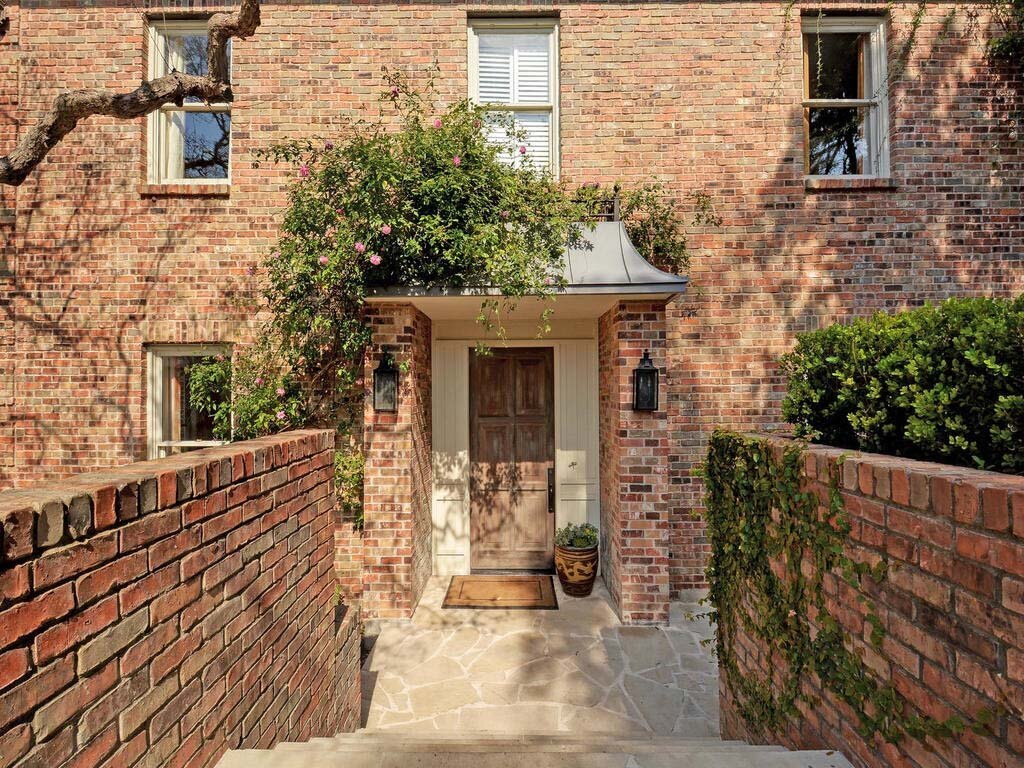 2607 Velasquez Dr-MLS_Size-002-97-Entry-1024x768-72dpi