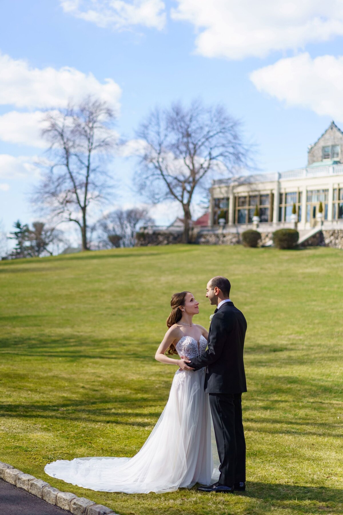 emma-cleary-new-york-nyc-wedding-photographer-videographer-venue-tarrytown-house-estate-9