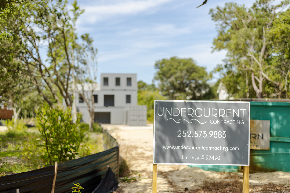 Undercurrent-Contracting-42