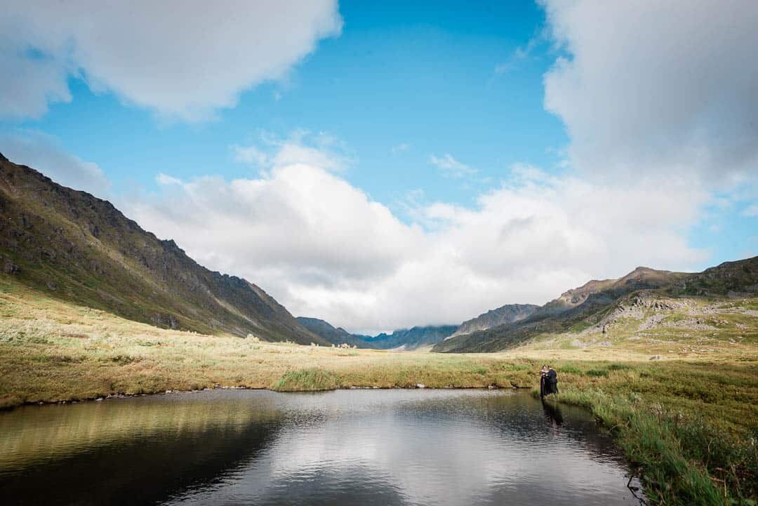 hatchers-pass-alaska-destination-elopement-locationsSoul-and-Sky-Weddings-Soul-and-Sky-Weddings 47_1
