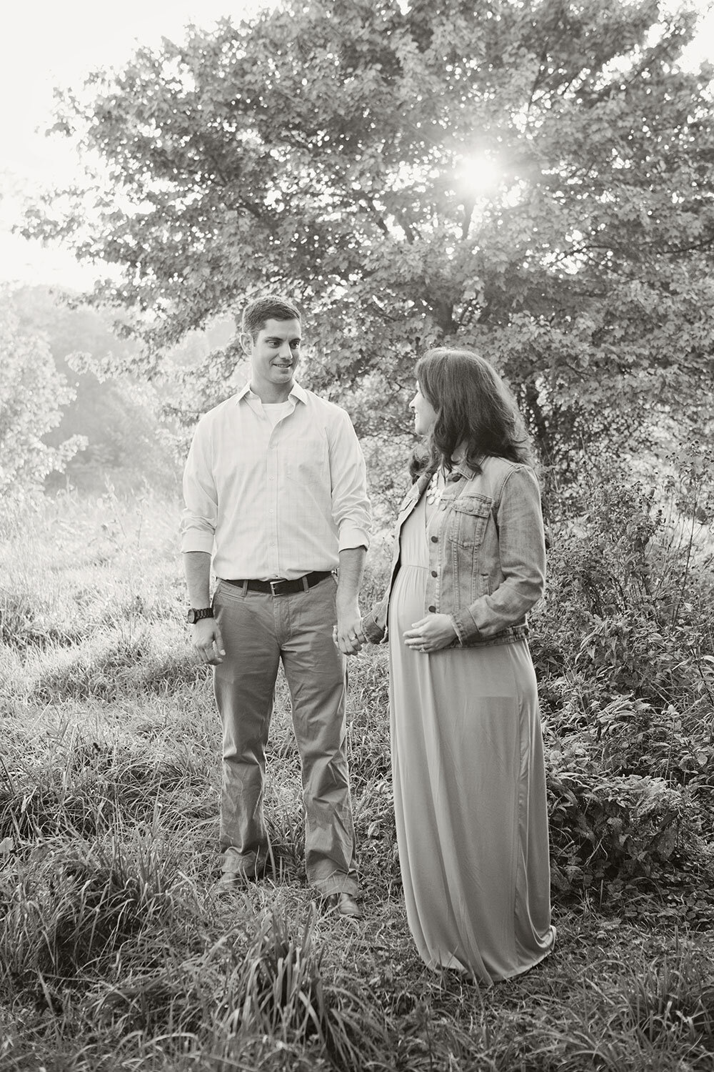 Debbie-Menke_Maternity-Session_061_bw