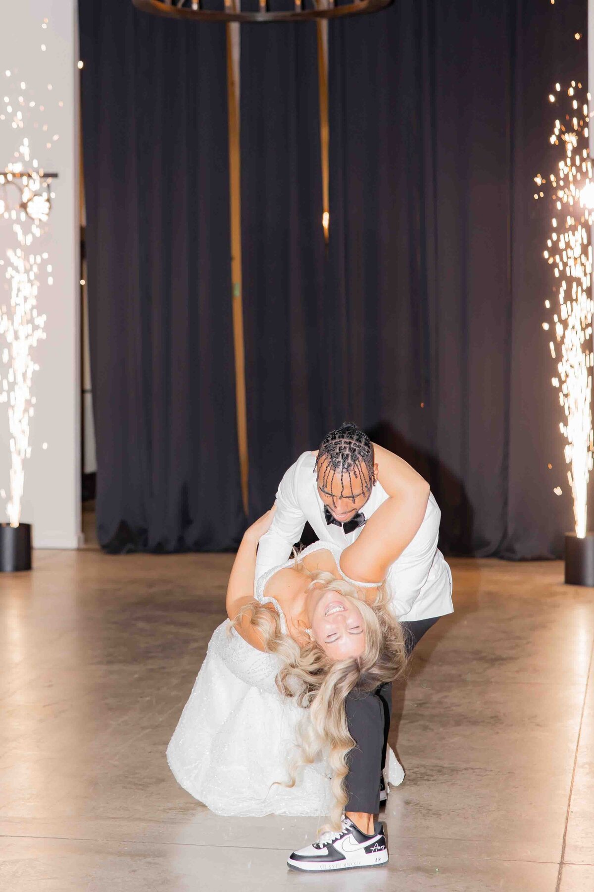 Ashton Hill Galena Wedding |  Photographer-84