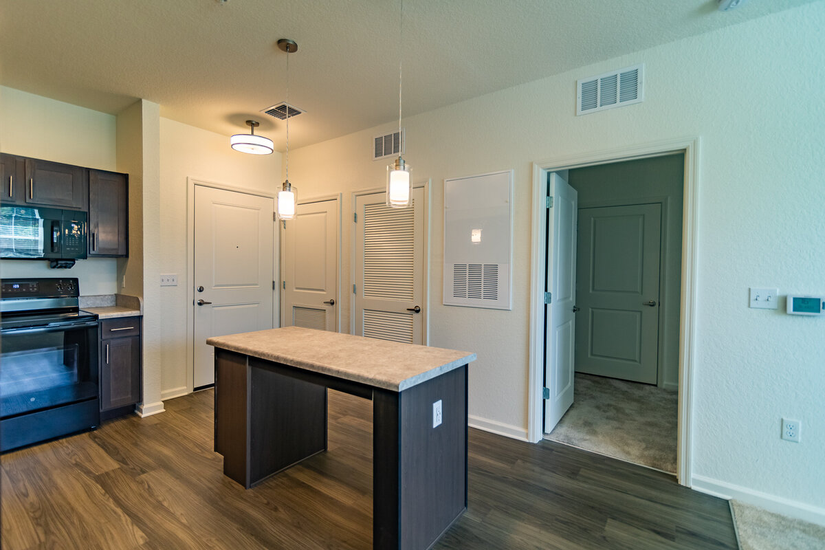 042324ROCHESTERPARK-85