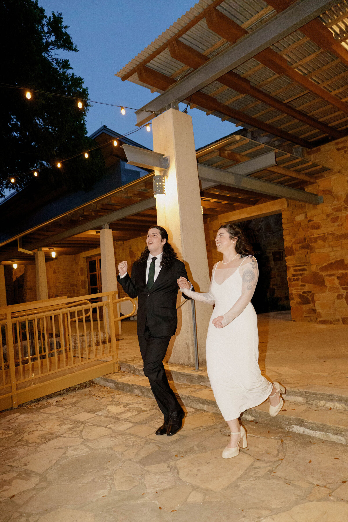 Esme&JacobWeddingPhotos_Previews_AustinWeddingPhotographer_HereafterFilms-88
