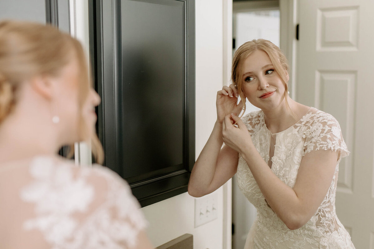 Milwaukee Wisconsin Wedding Photography by Abbey Rez