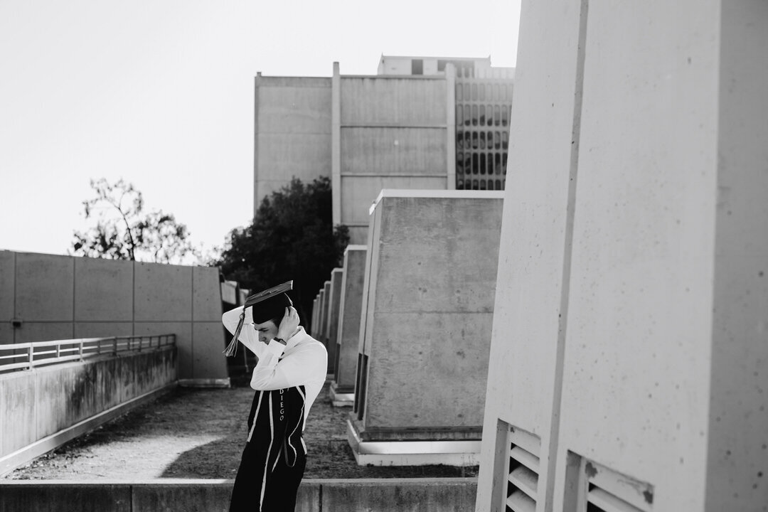 katherine-beth-photography-san-diego-grad-photographer-san-diego-graduation-photos-grad-photos-san-diego-senior-graduation-photos-balboa-park-grad-photos_0002-1