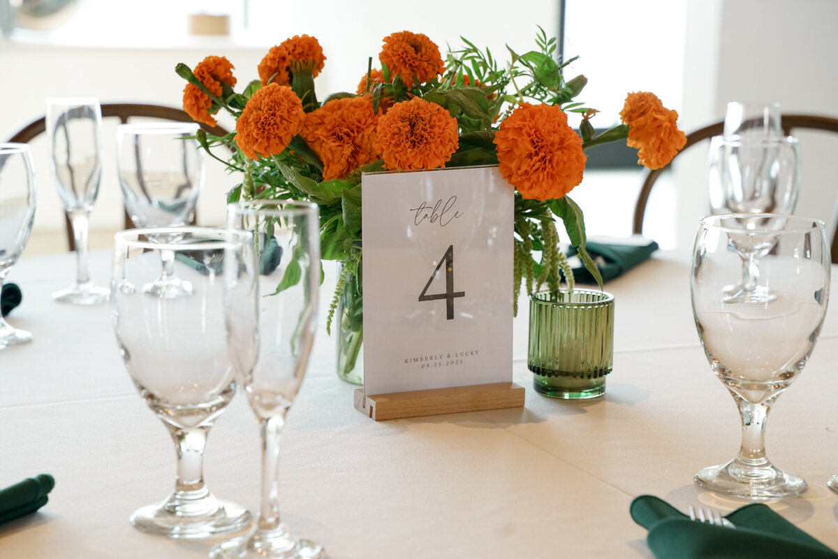 gettingReadyVoTranWedding-4