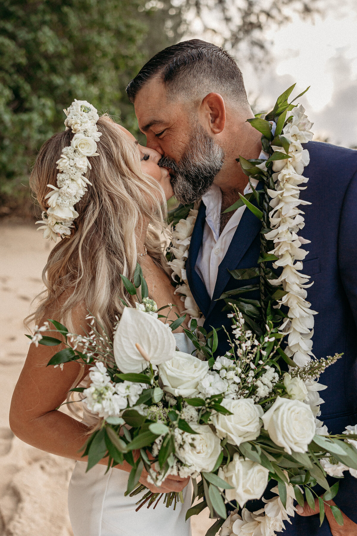 kawela-beach-elopement-6