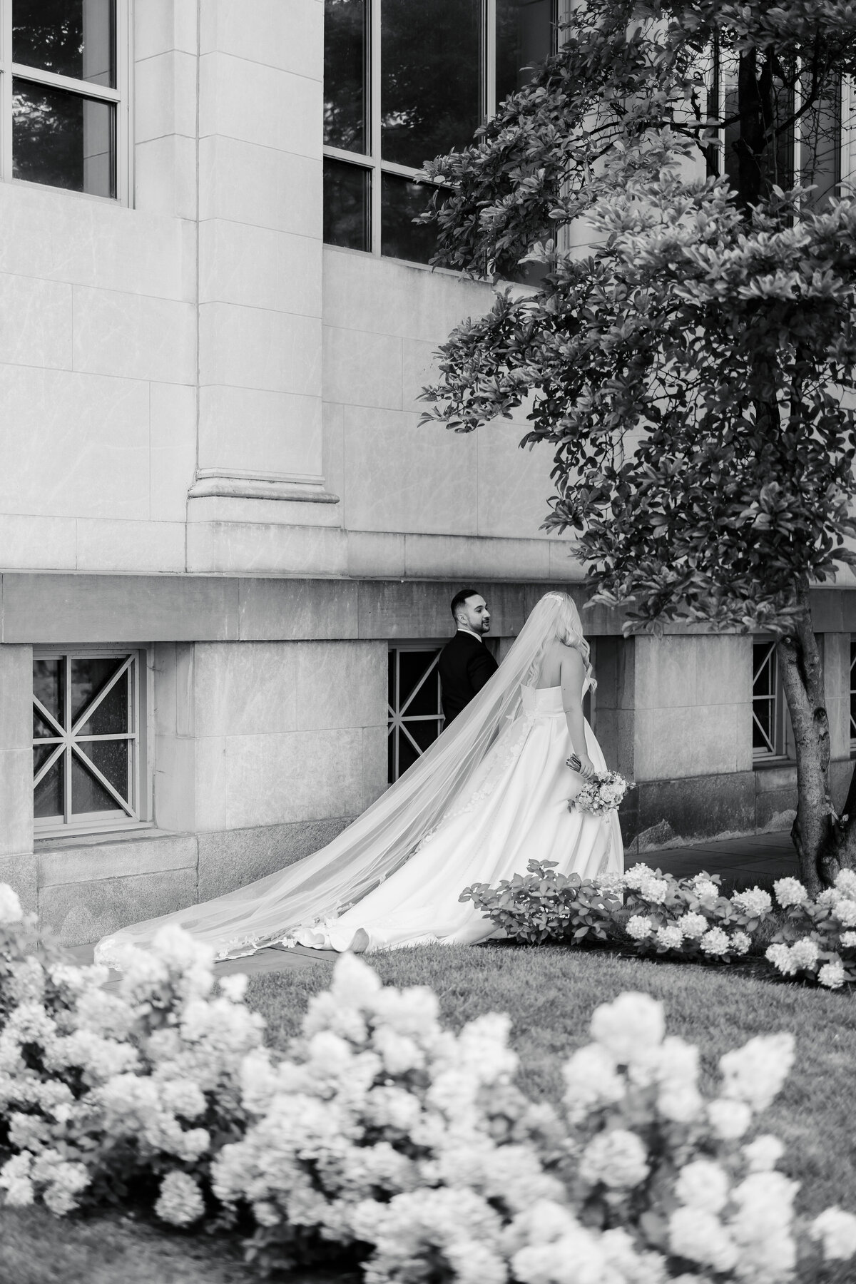 kasia-sickau-photography-cincinnati-ohio-wedding-photographer-caitlyn-mohammed-cincinnati-art-museum-wedding46