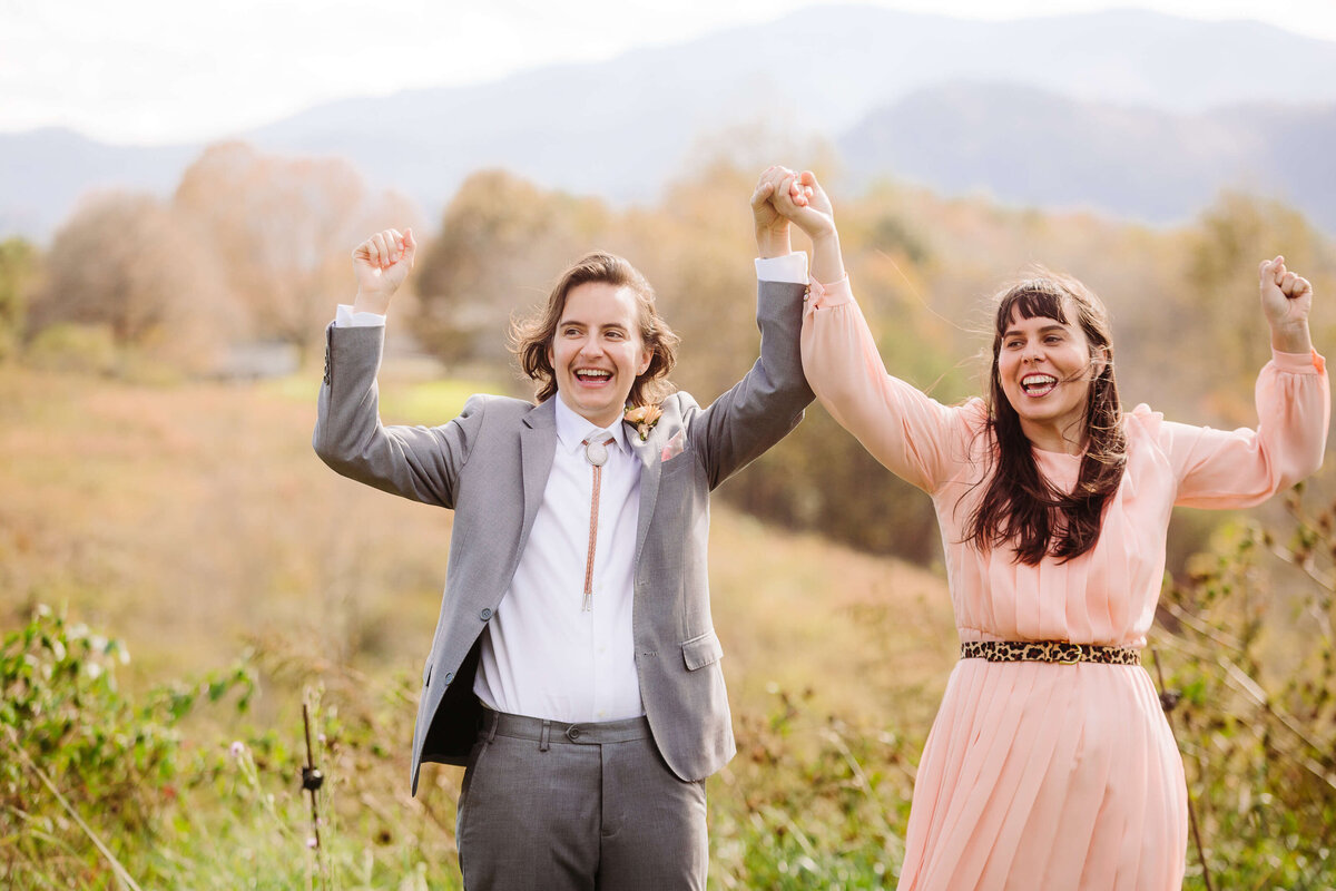 Mountainview-AirB&B-Canton-NC-Elopement-4