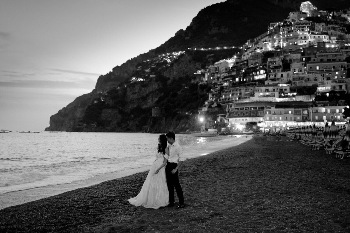 105_Flora_And_Grace_Positano_Elopement_Weding_Photographer-422_Luxury Elopement Photographer at the Amalfi Coast in Positano. An intimate wedding captured by Vogue published photographer Flora and Grace.