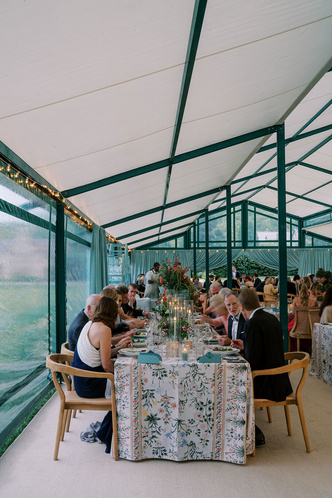 KathleenRob5-3-25GlenstoneGardenVA-VickiGraftonPhotography-1066