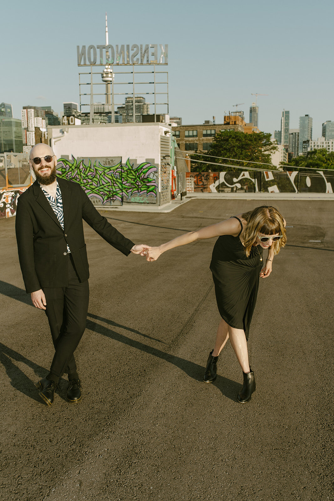 toronto-city-elopement-kensington-market-freespirited-romantic-fun-authentic-wedding-photography-2628