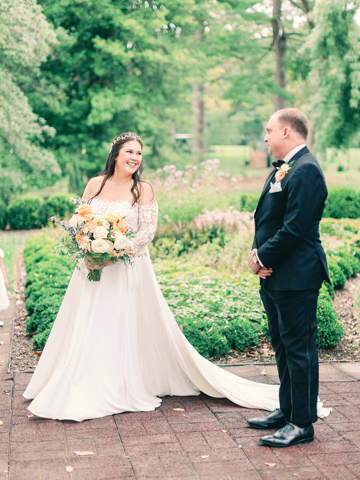 M+G_Belmont Manor_Morning_Luxury_Wedding_Photo_Clear Sky Images-745