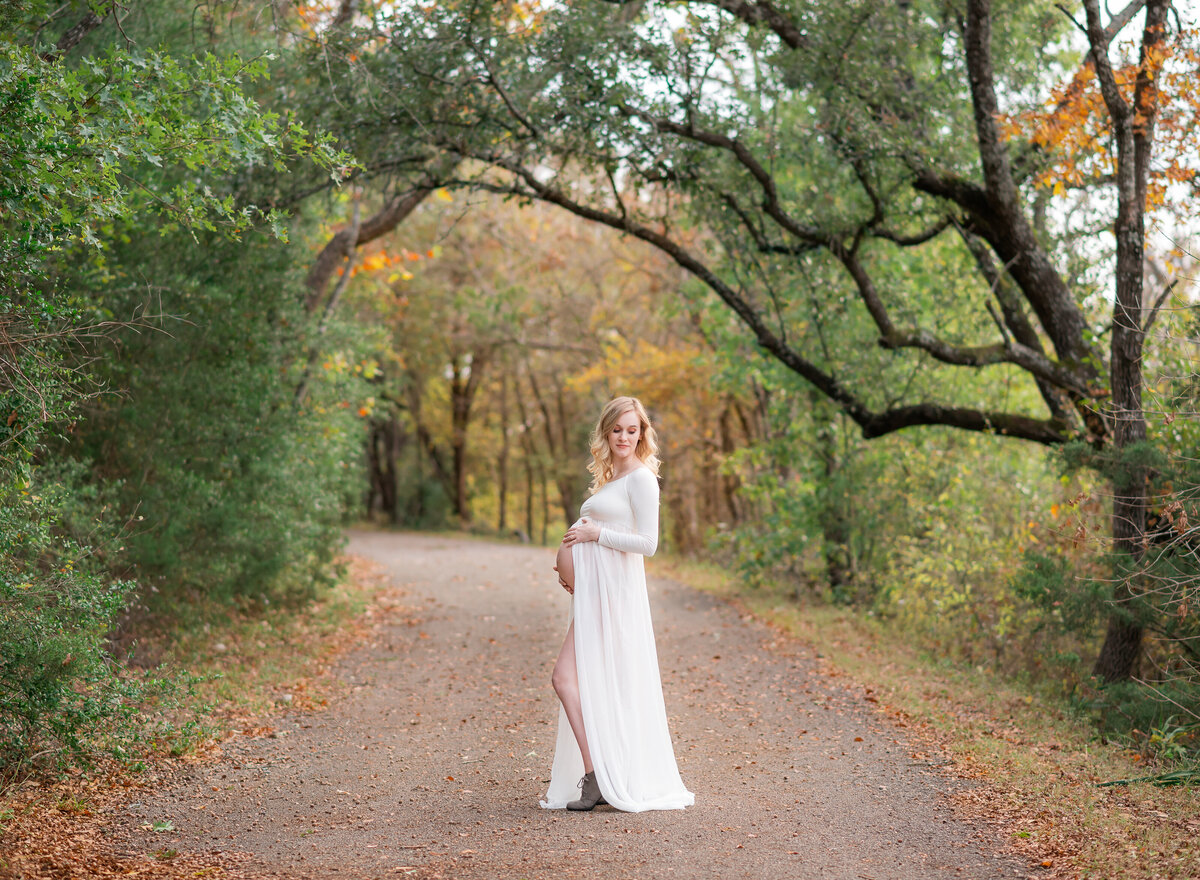 cedar-park-maternity-photographer