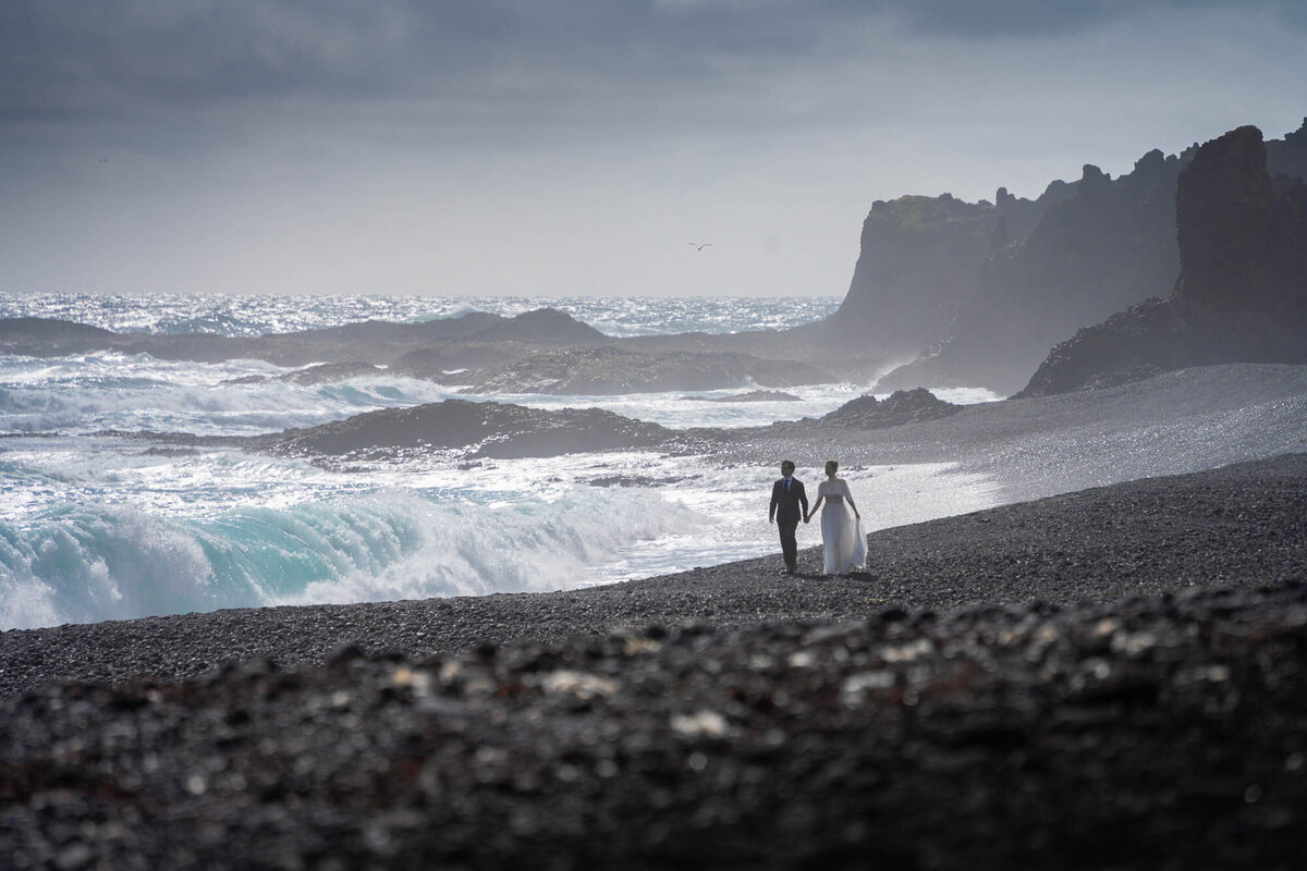 Iceland-elopement-black-sand-beach-big-waves