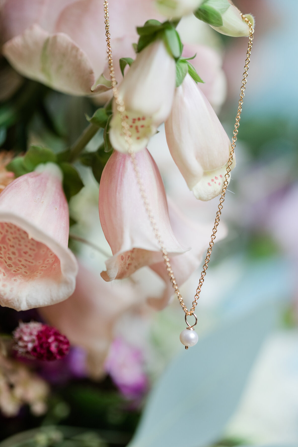 0017 country weddings at Upwaltham Barns in West Sussex