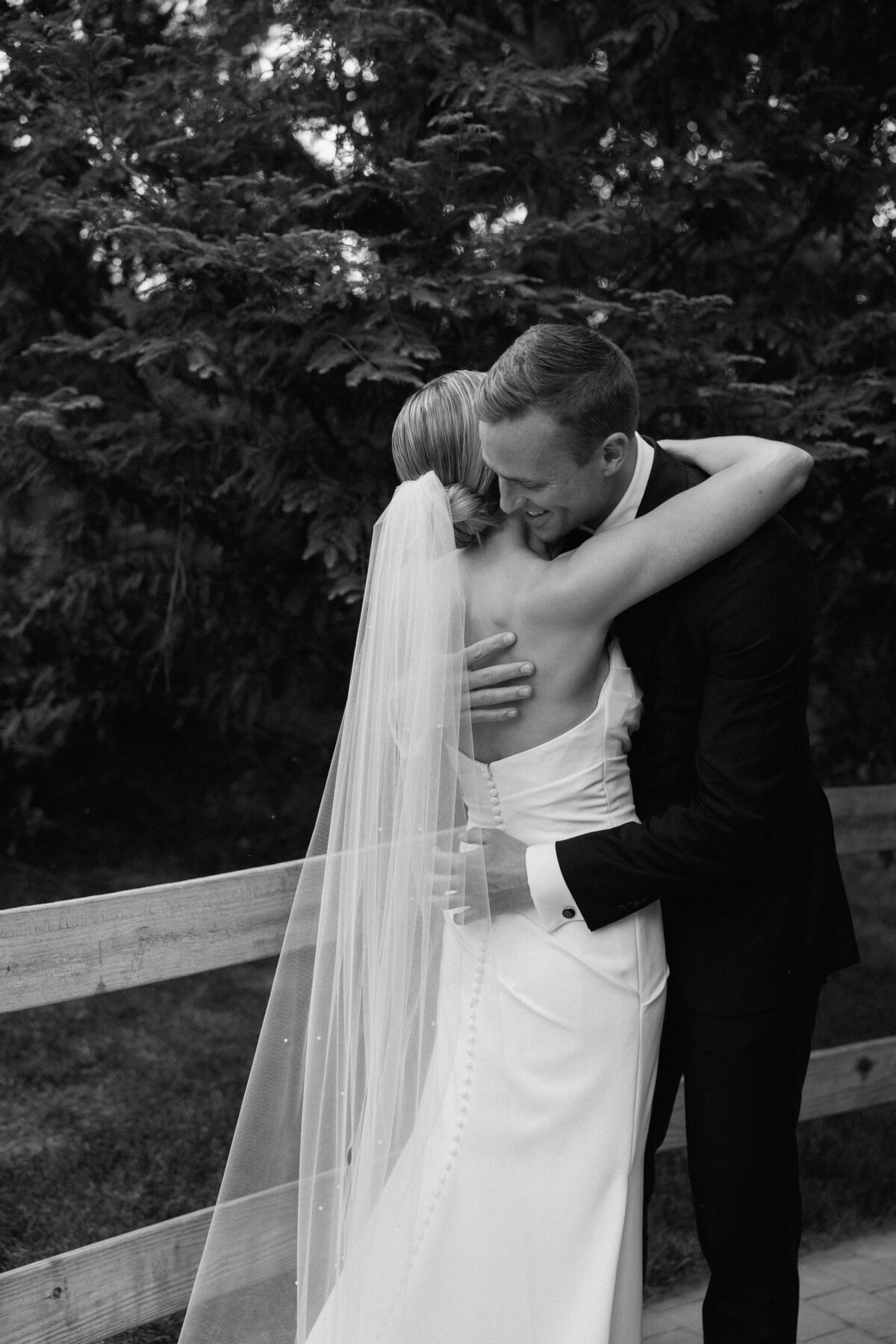 chesapeake-bay-beach-club-wedding-cara-amarie-photography-portraits-14