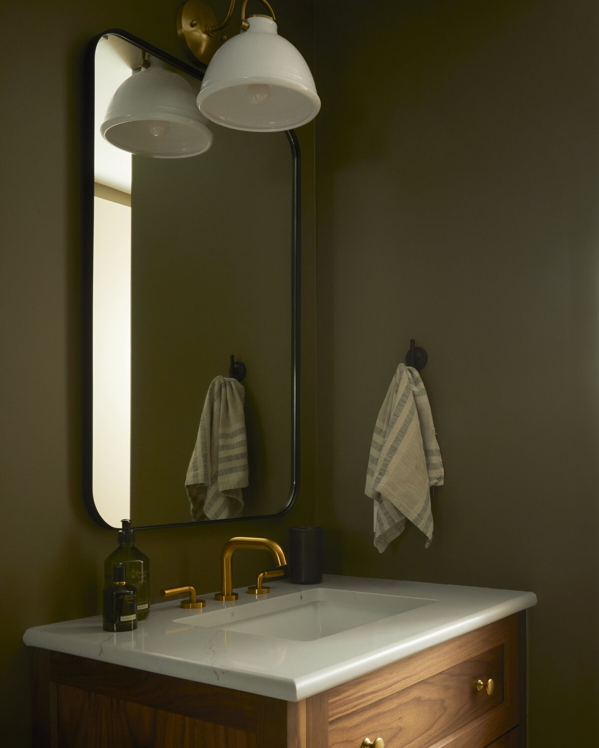 Lark&LinenxThornhill74581