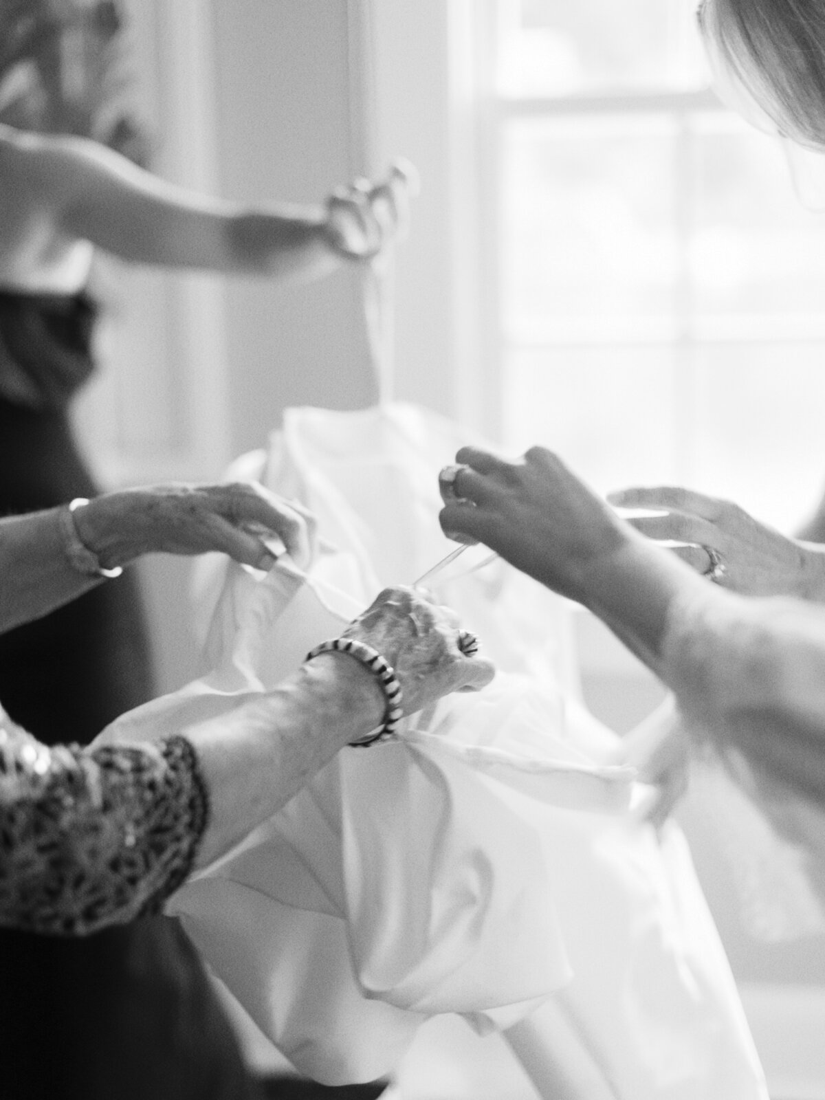 waverley-country-club-wedding-by-top-portland-photographers-the-tenneys-06
