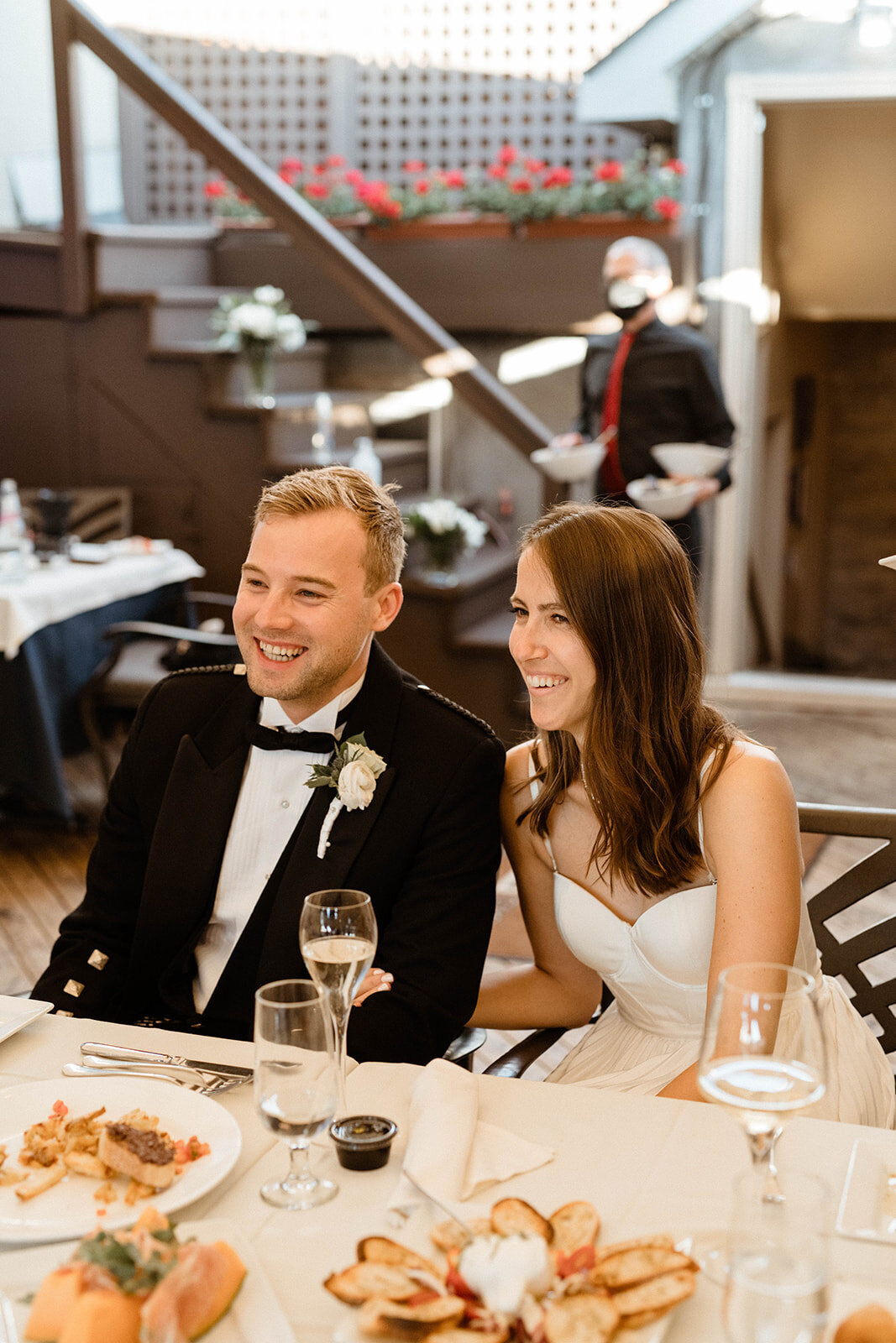 g-guelph-backyard-wedding-elopement-urban-dinner-reception12
