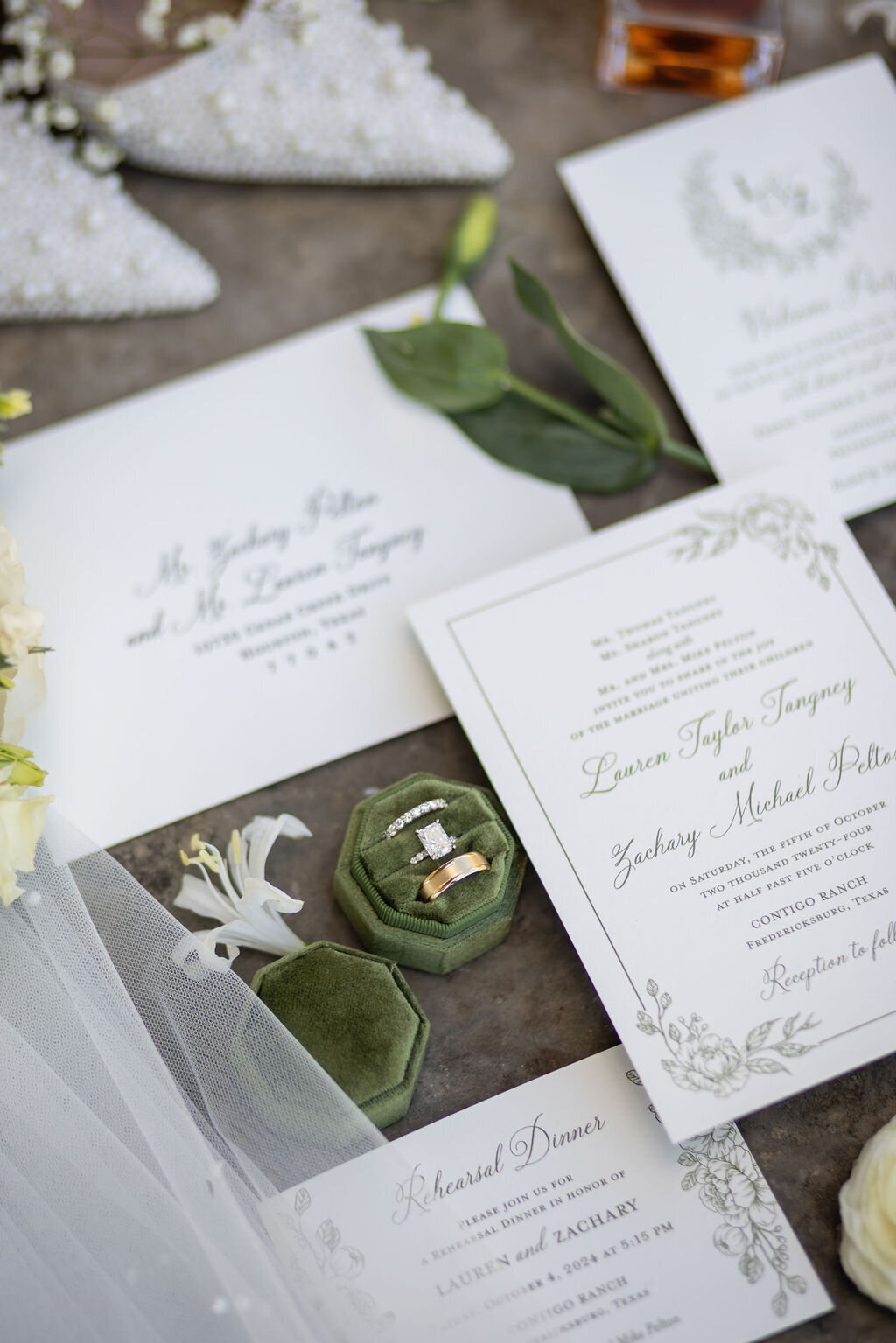 Lauren+Zachary_1stshooter_01_Detail-12