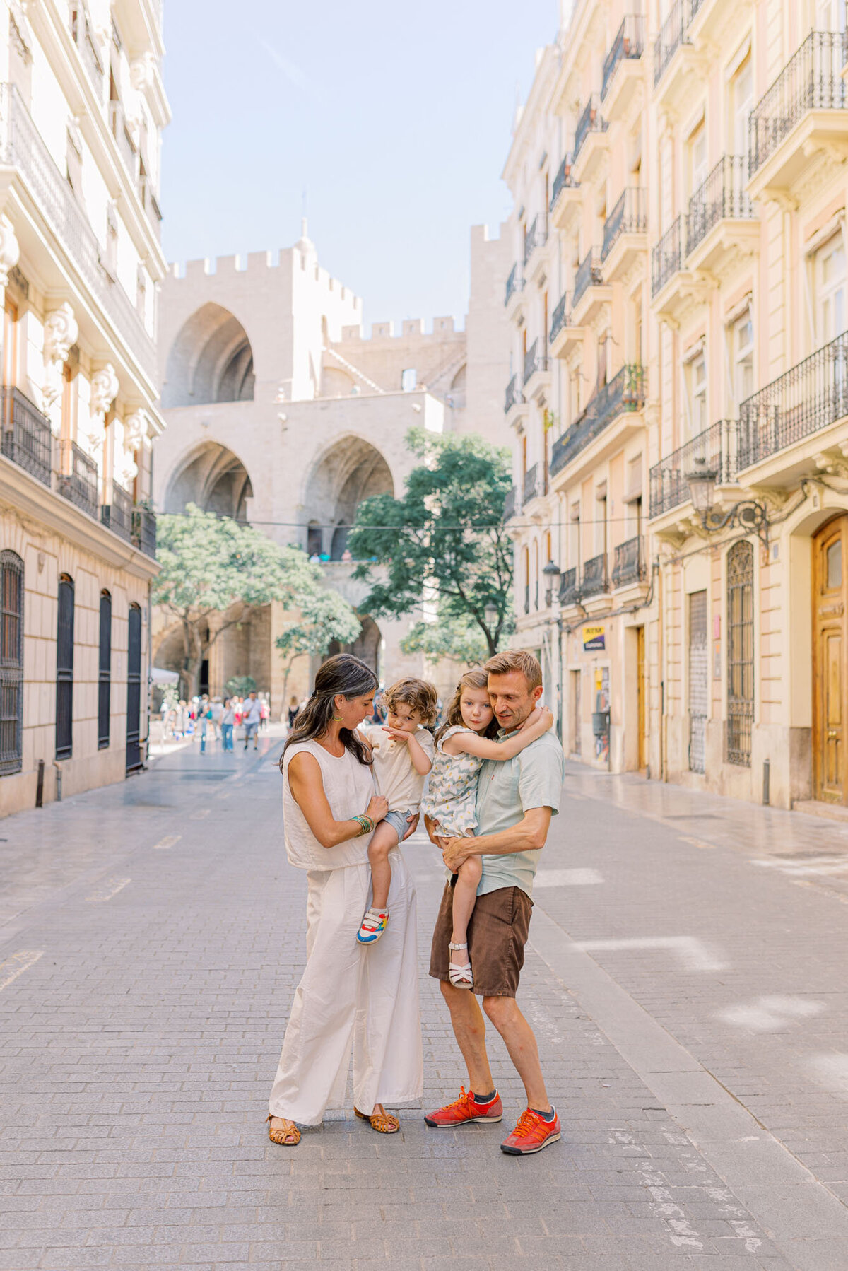 Photographer-Valencia-Plaza-de-la-Reina-Torres-Serranos044
