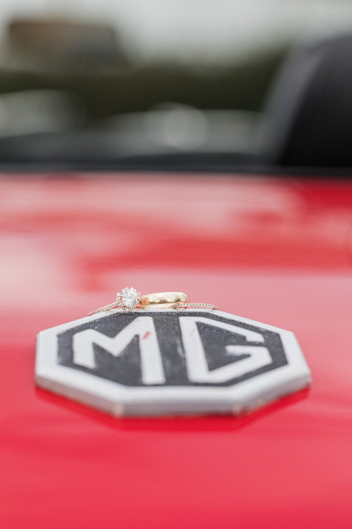Vintage-Car-Engagement-Photos-DC-Maryland-Silver-Orchard-Creative_0036