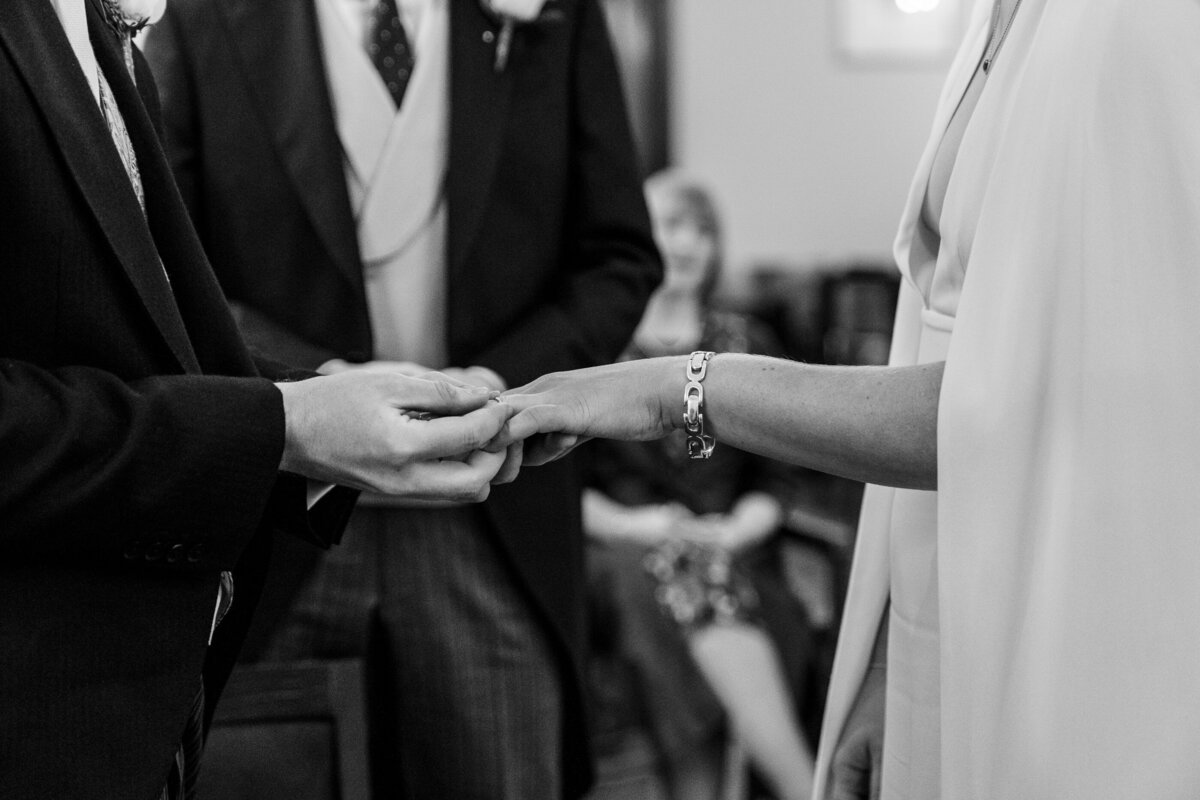 chelsea-old-town-hall-small-wedding-london-077