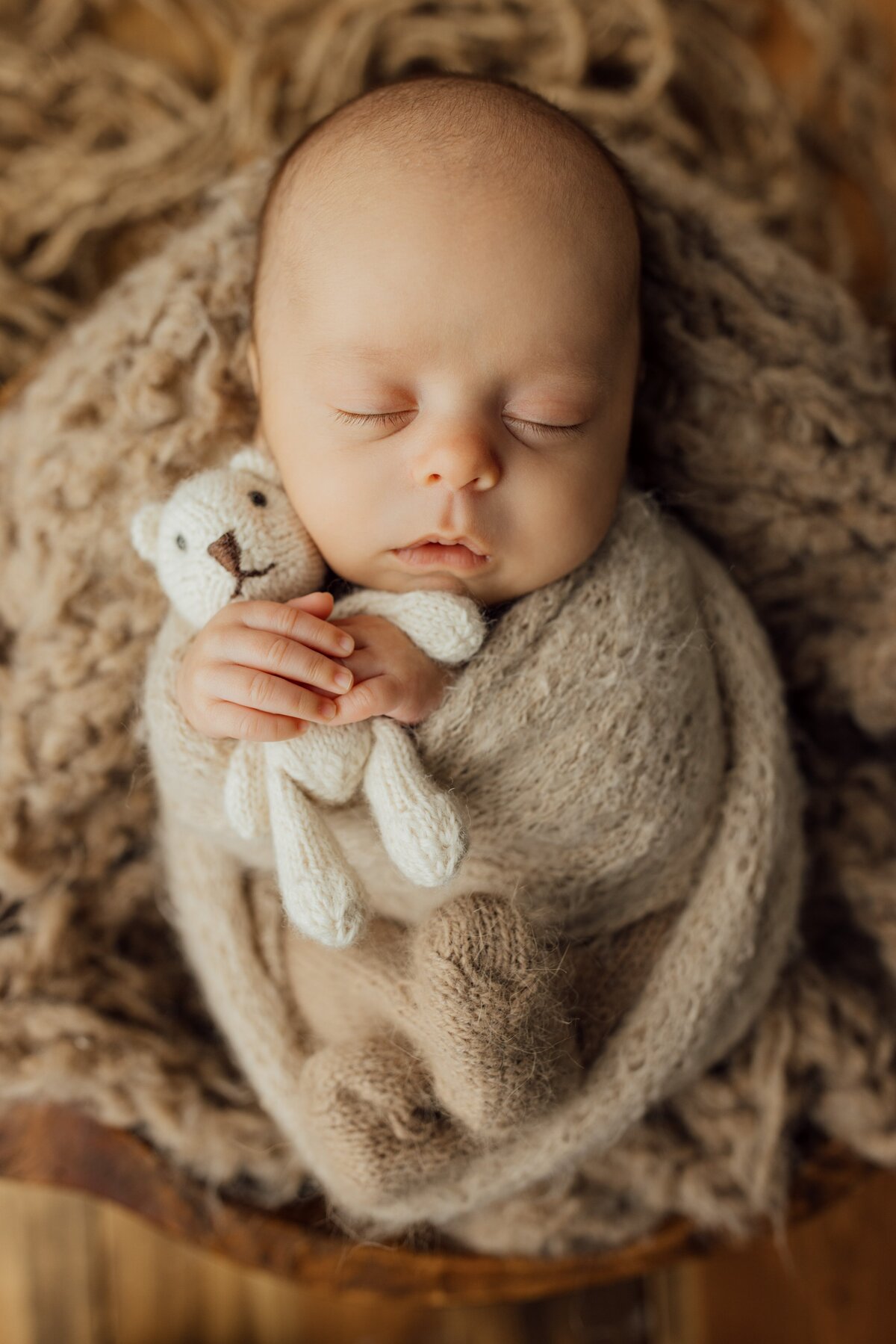 Joey_Winn_Portriat_Studio_Newborn_Maternity_Milestone_Family_Omaha_Nebraska (192)