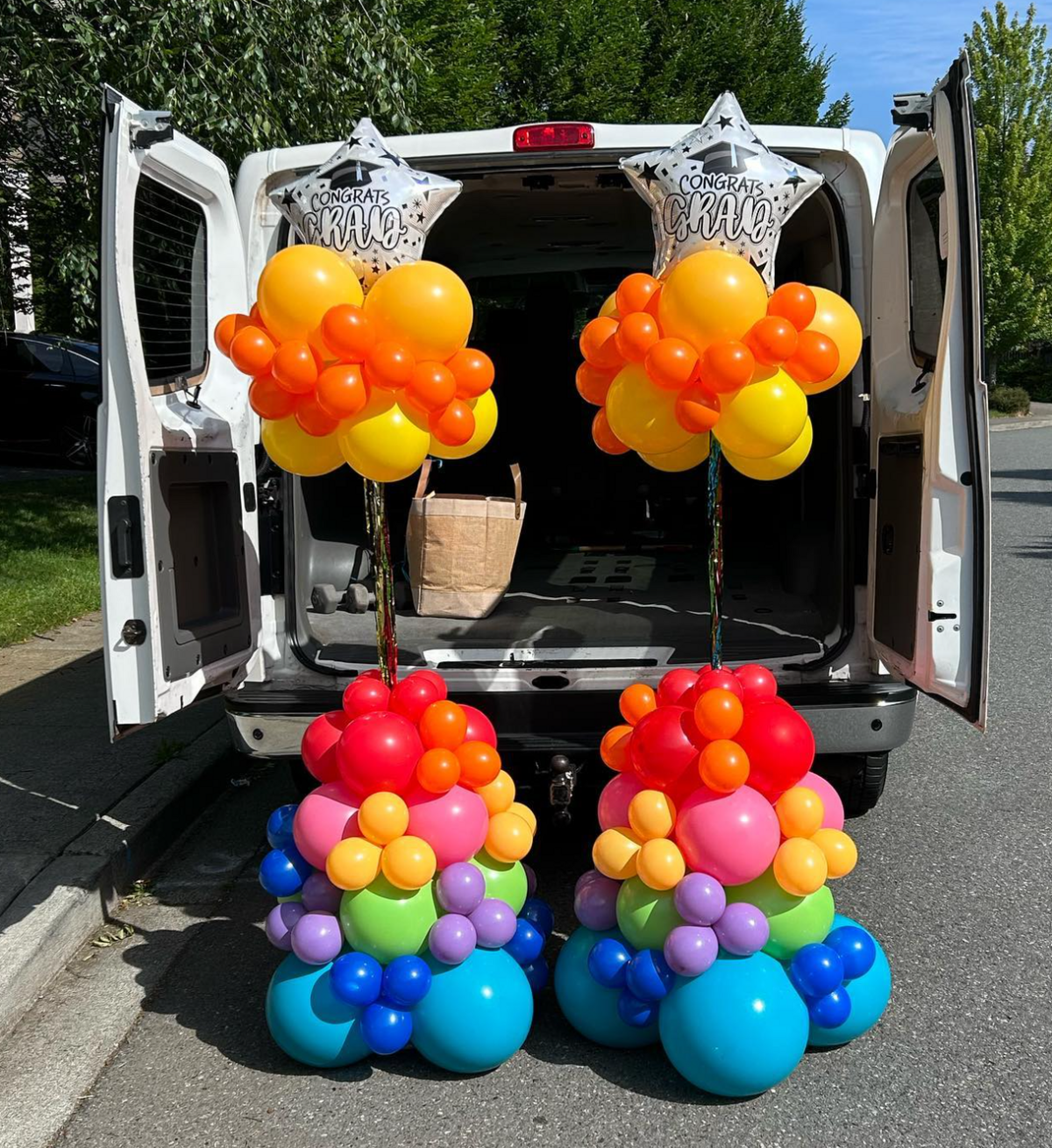graduation balloons in the PNW