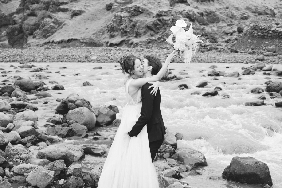 iceland-elopement-photographer-6