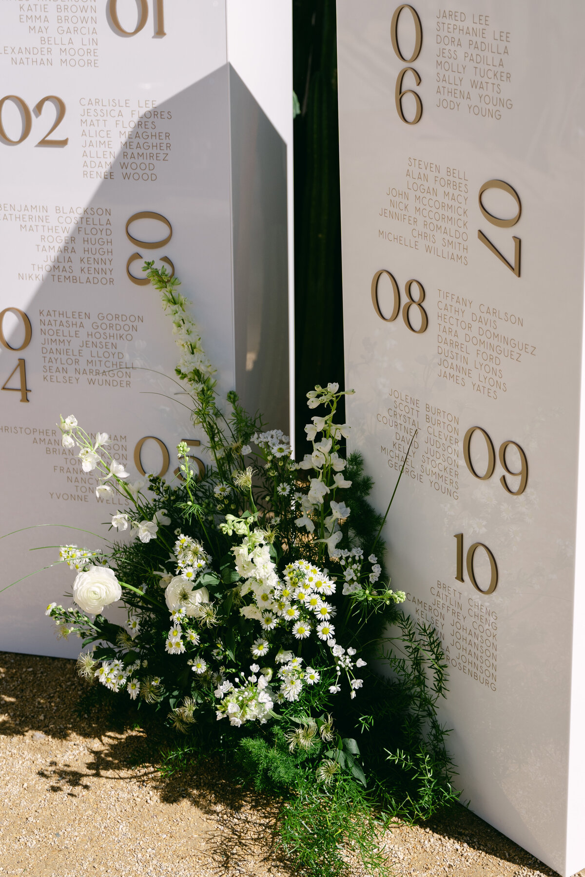 drift-hotel-wedding-seating-chart