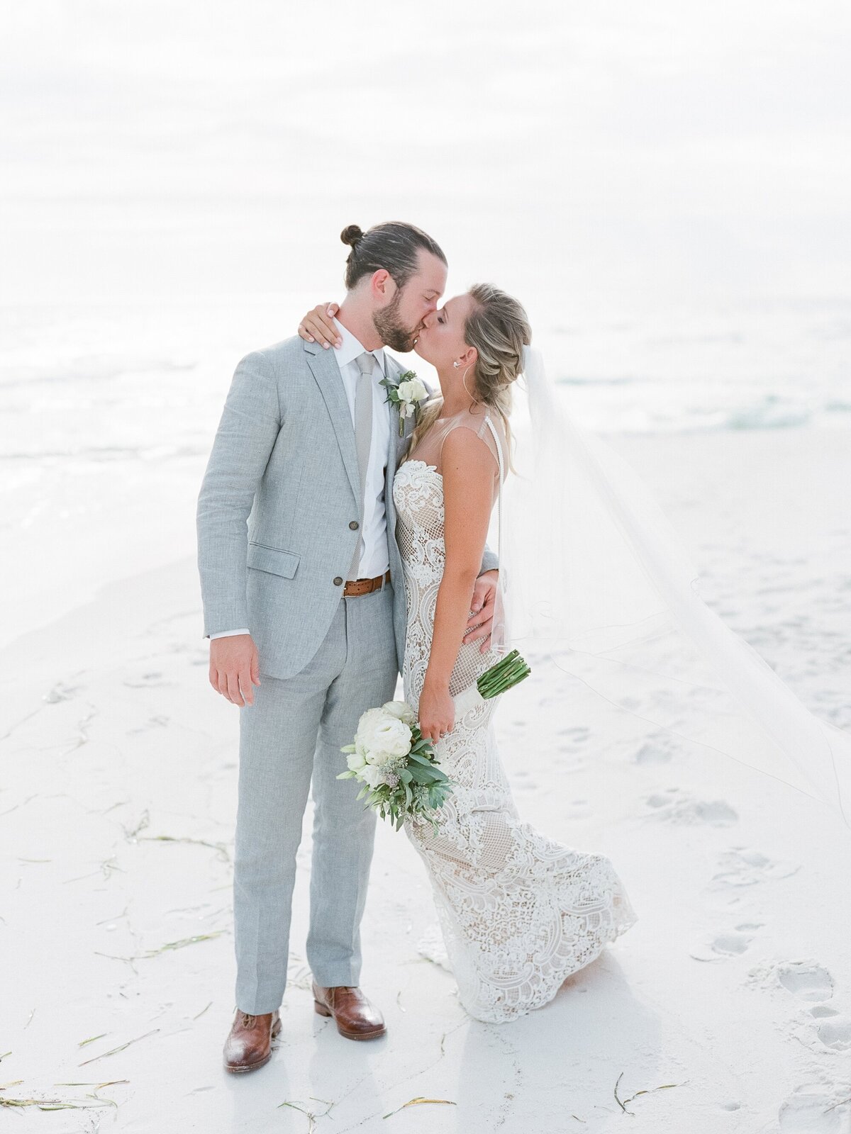 JessieBarksdalePhotography_Alys-and-Rosemary-Beach-Wedding-Photographer_030