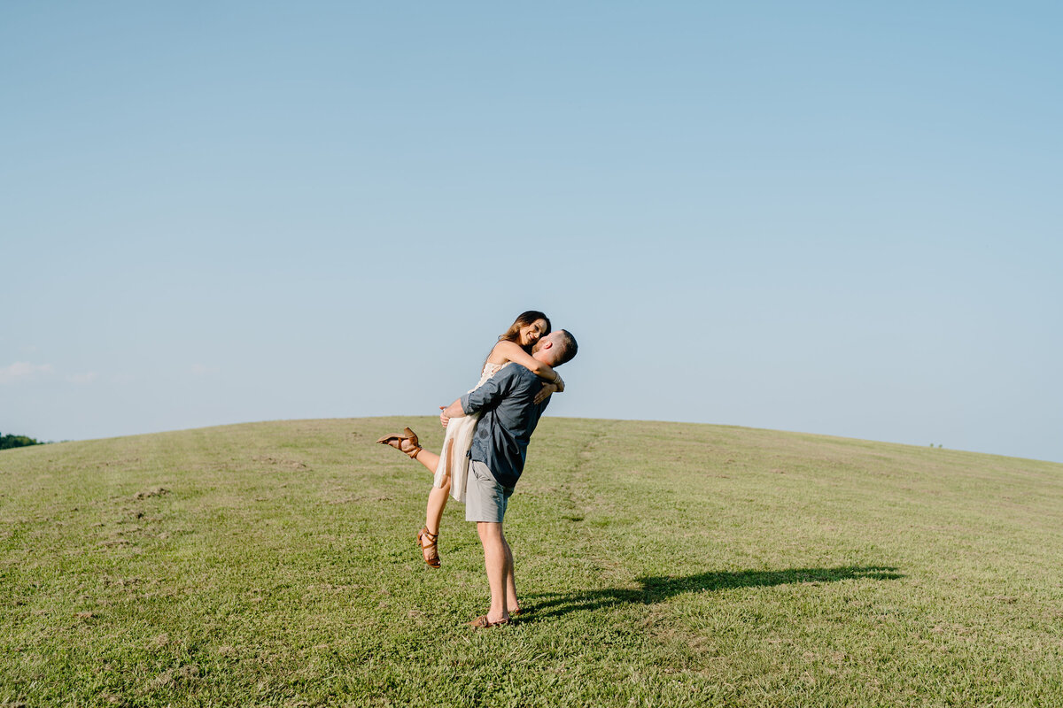 spring-hill-tennessee-adventurous-couple-session