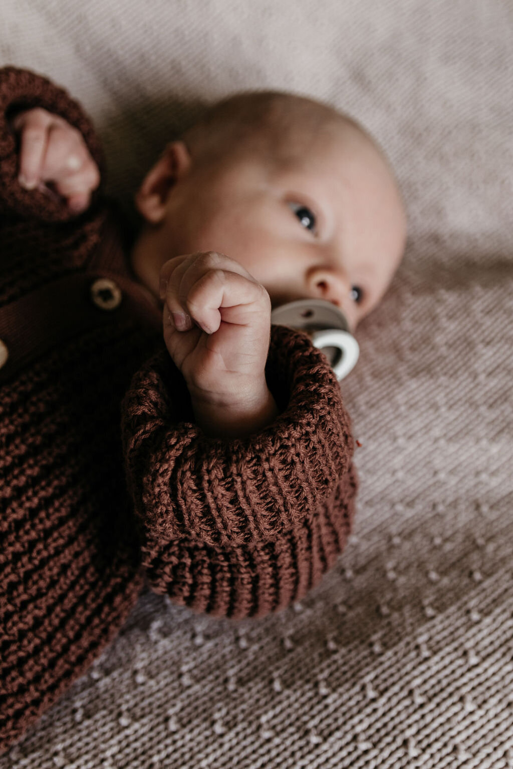 Newborn baby Jefta tijdens zijn newbornshoot