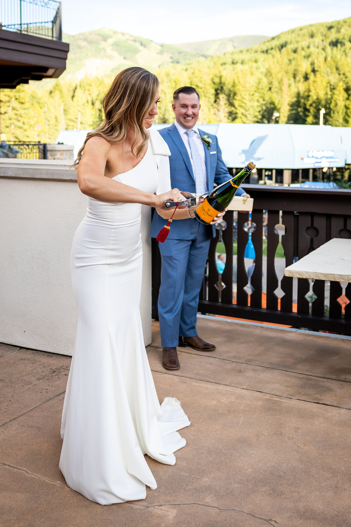 Vail-Wedding-Deck-Arrabelle-Hotel-Wedding-45