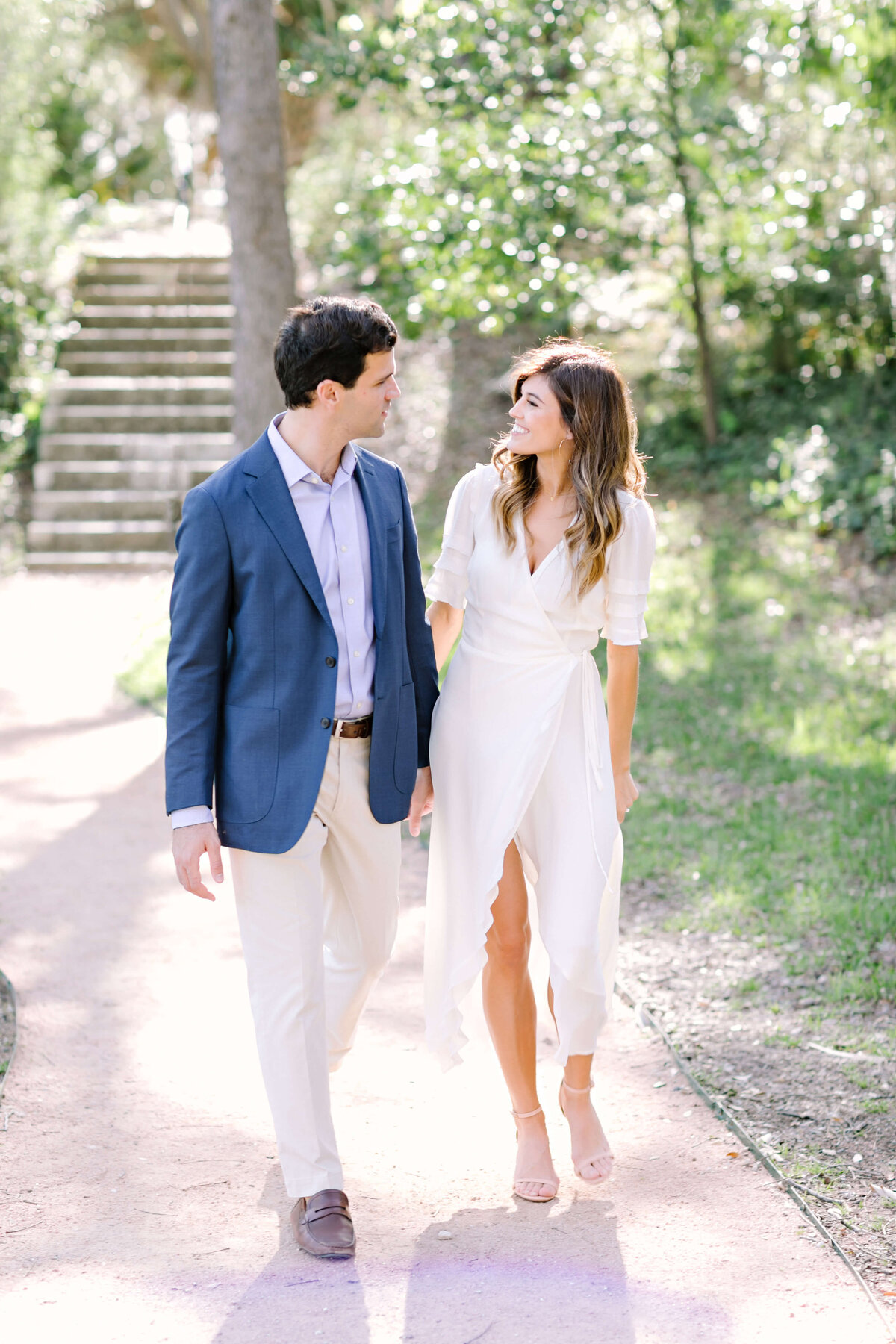 Engagement photos at Laguna Gloria