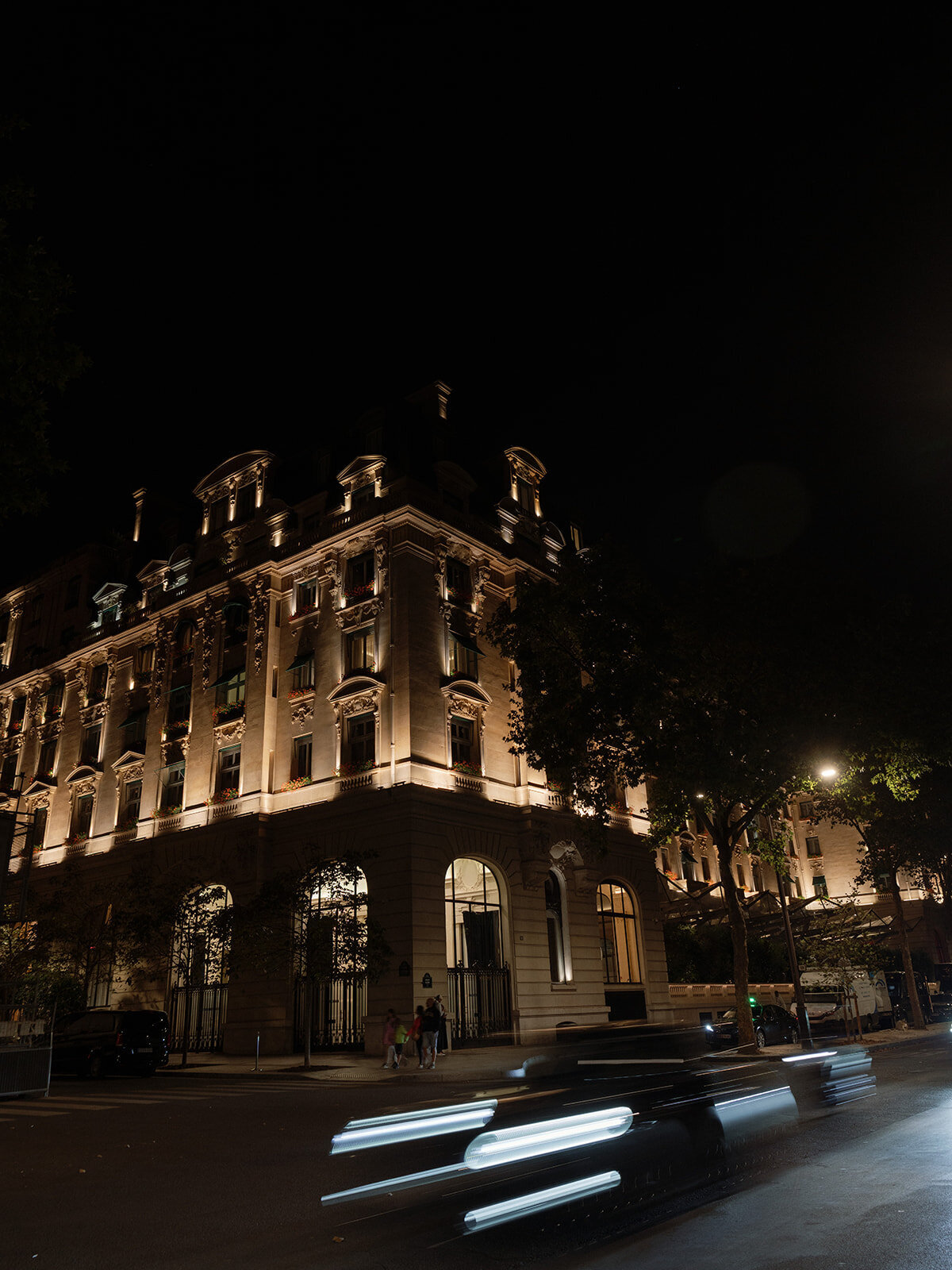 Jennifer Fox Weddings American wedding planning & design agency in Paris, crafting luxury weddings at The Peninsula Paris, a luxury hotel in Paris Jenny Quicksall Photography_A+S Wedding-153