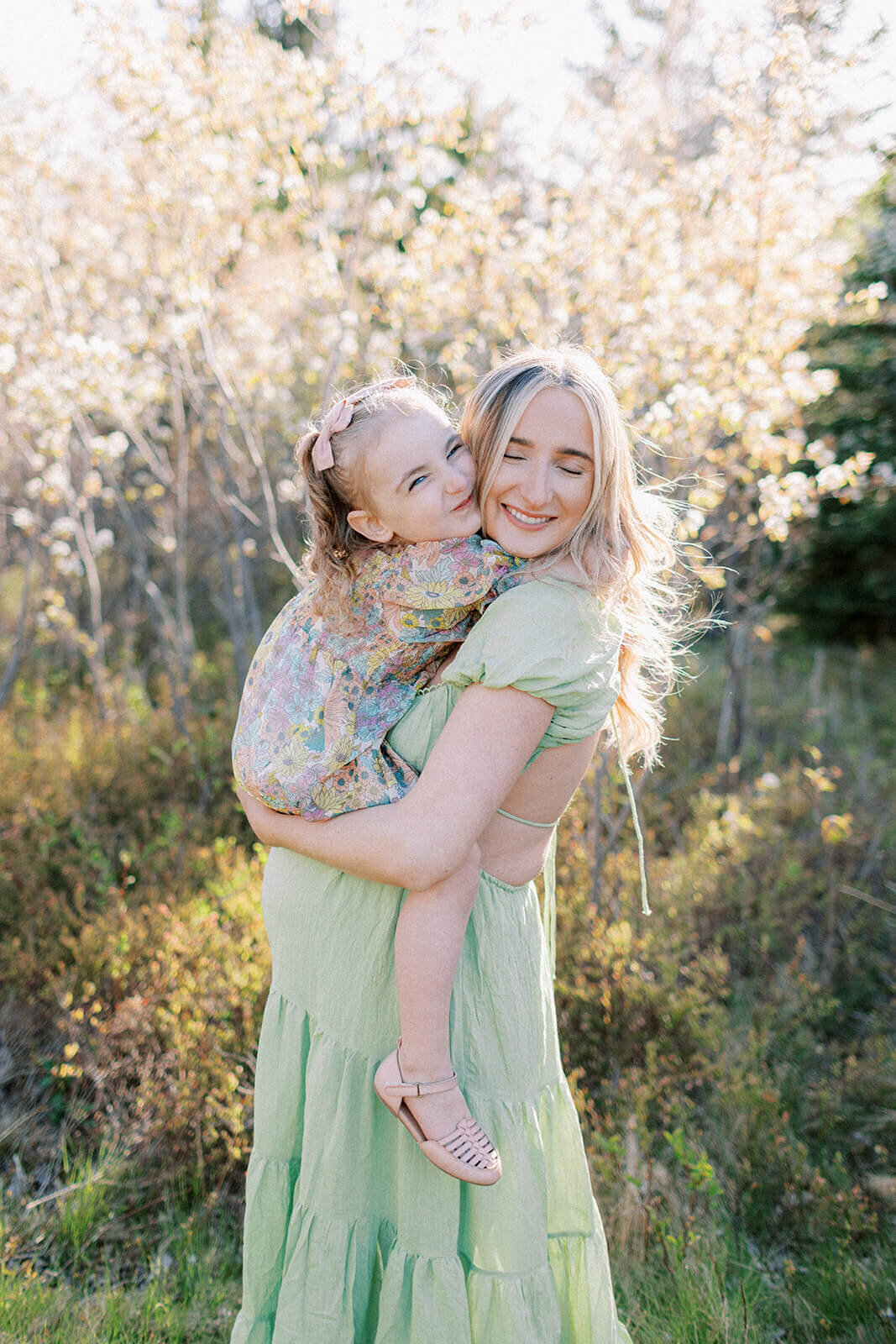 mother-and-her-little-girl