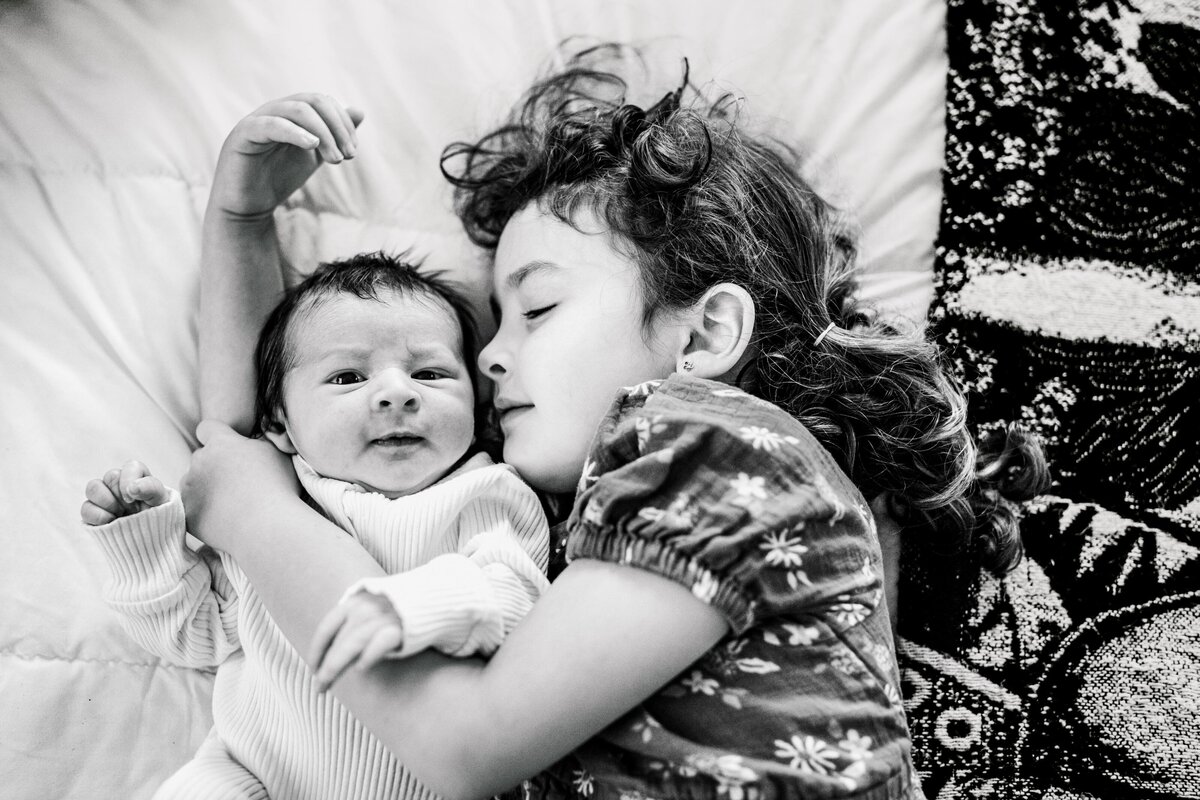 sisterly-love-portrait