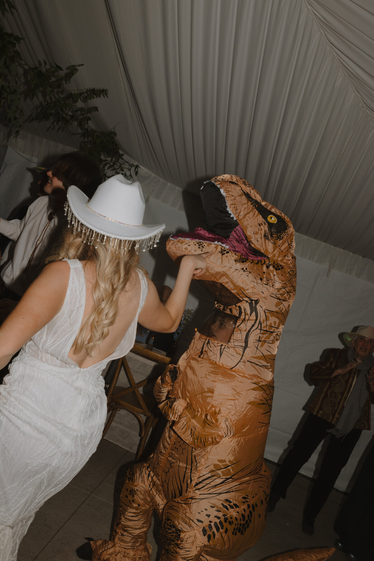 cottage-at-riverbend-spring-wedding-ally-will-reception-578