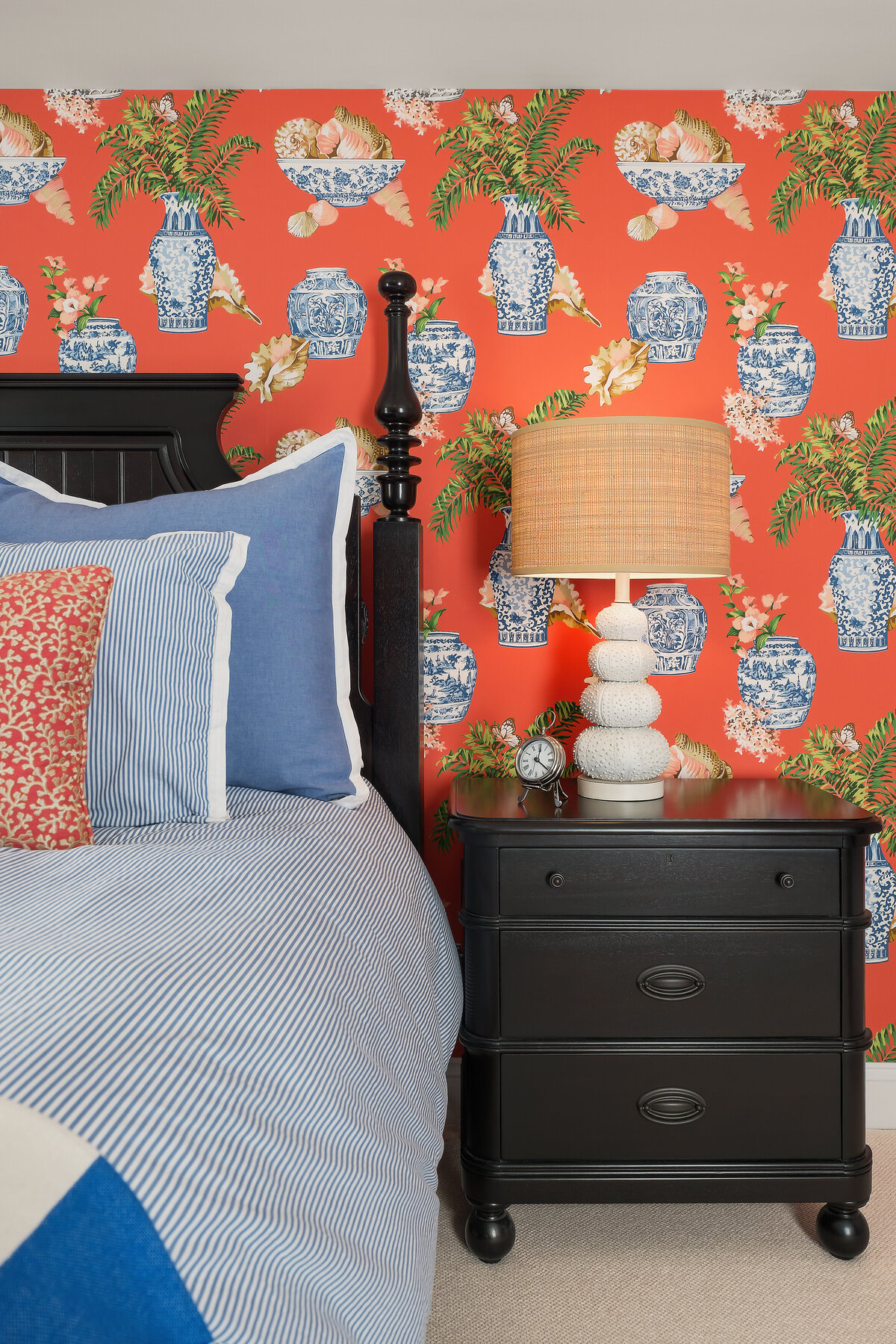 Leinberry_Guest_Bedroom-HI