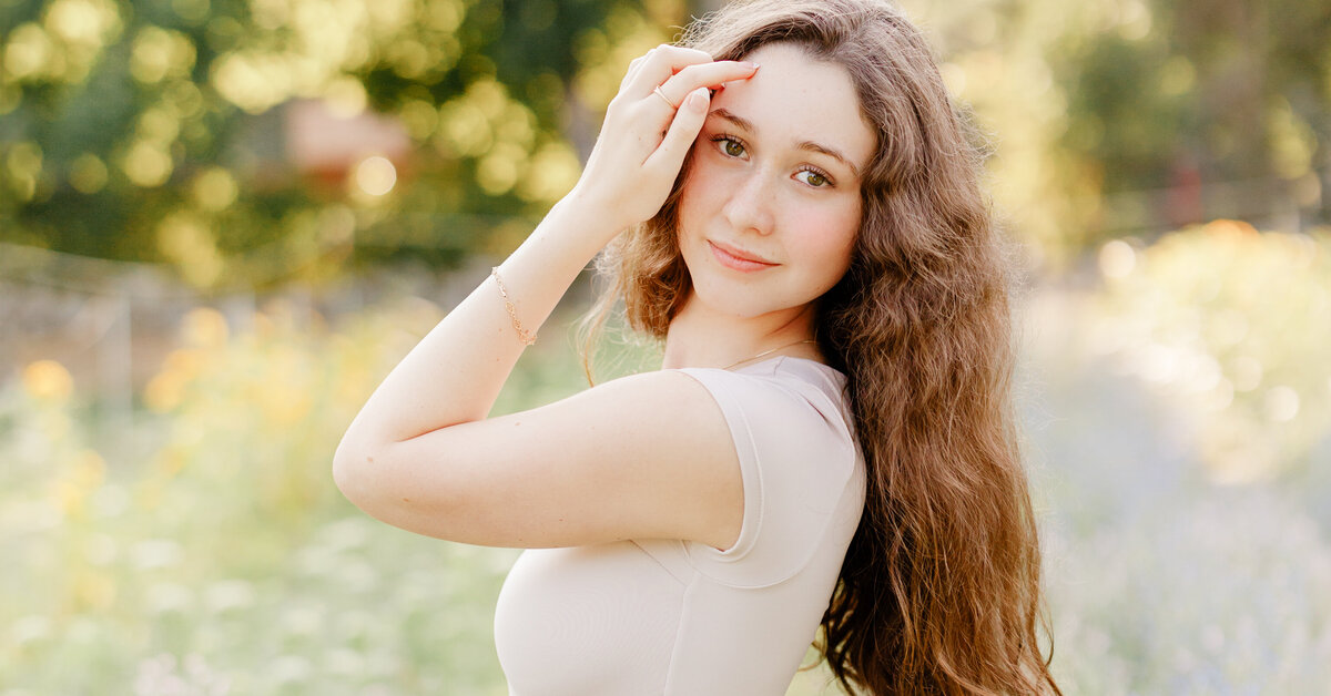 Alana Marsden senior portrait photo by South Shore senior portrait photographer Christina Runnals
