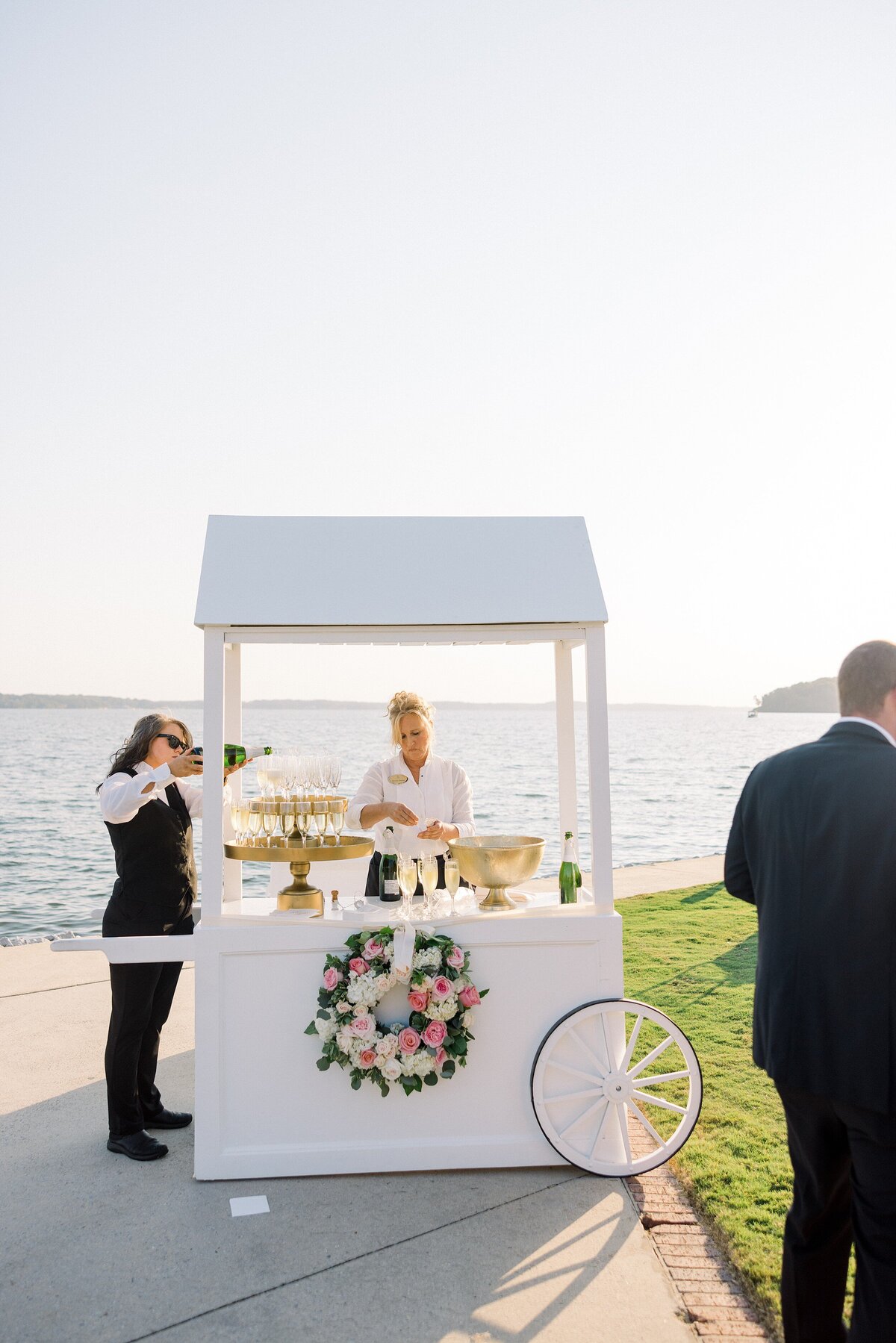 Turtle-Point-Yacht-and-Country-Club-Wedding