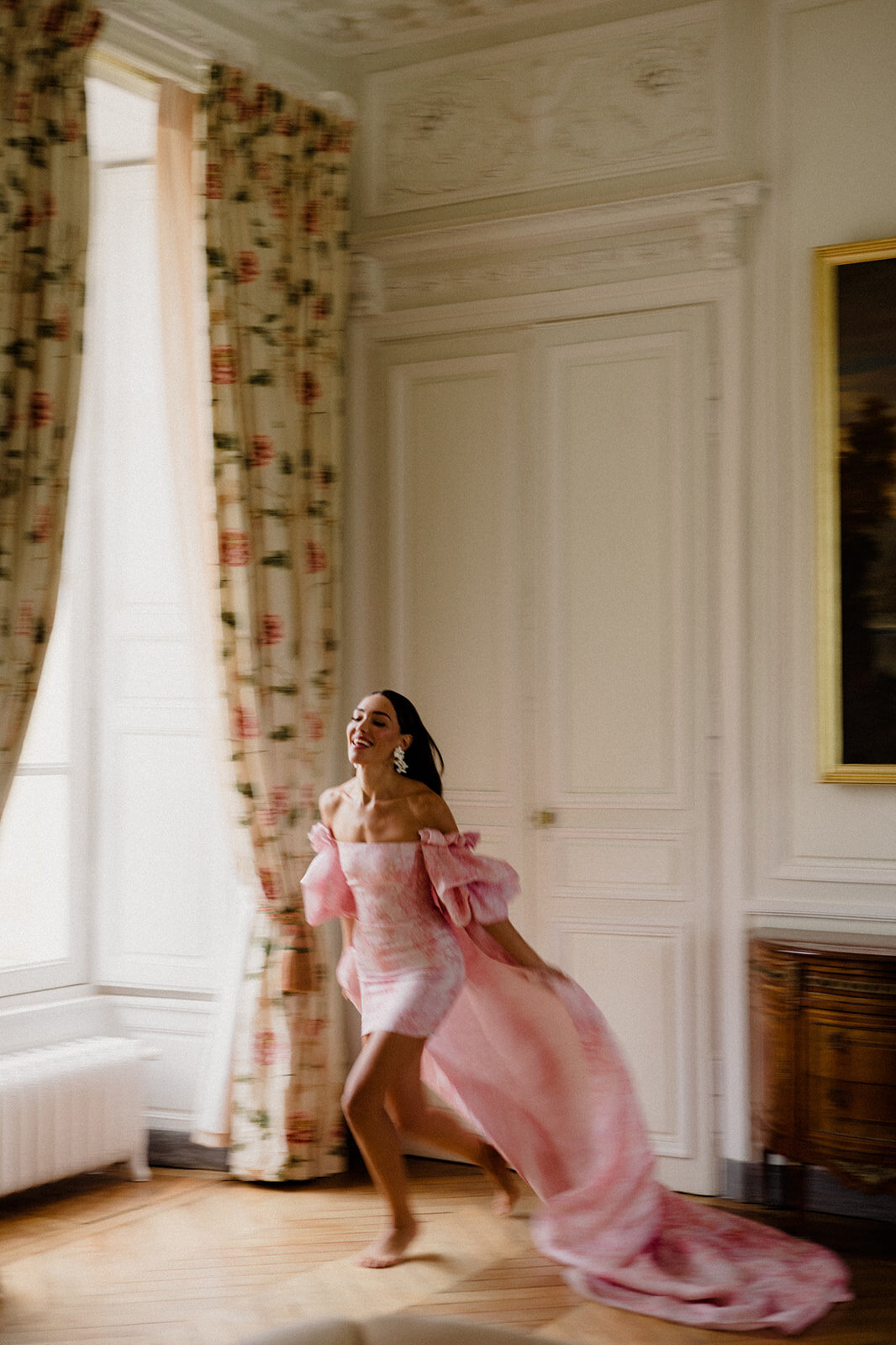 063France Chateau Luxury Elopement_Chateau de Courtomer Elopement_Adventure elopement photographer-5313