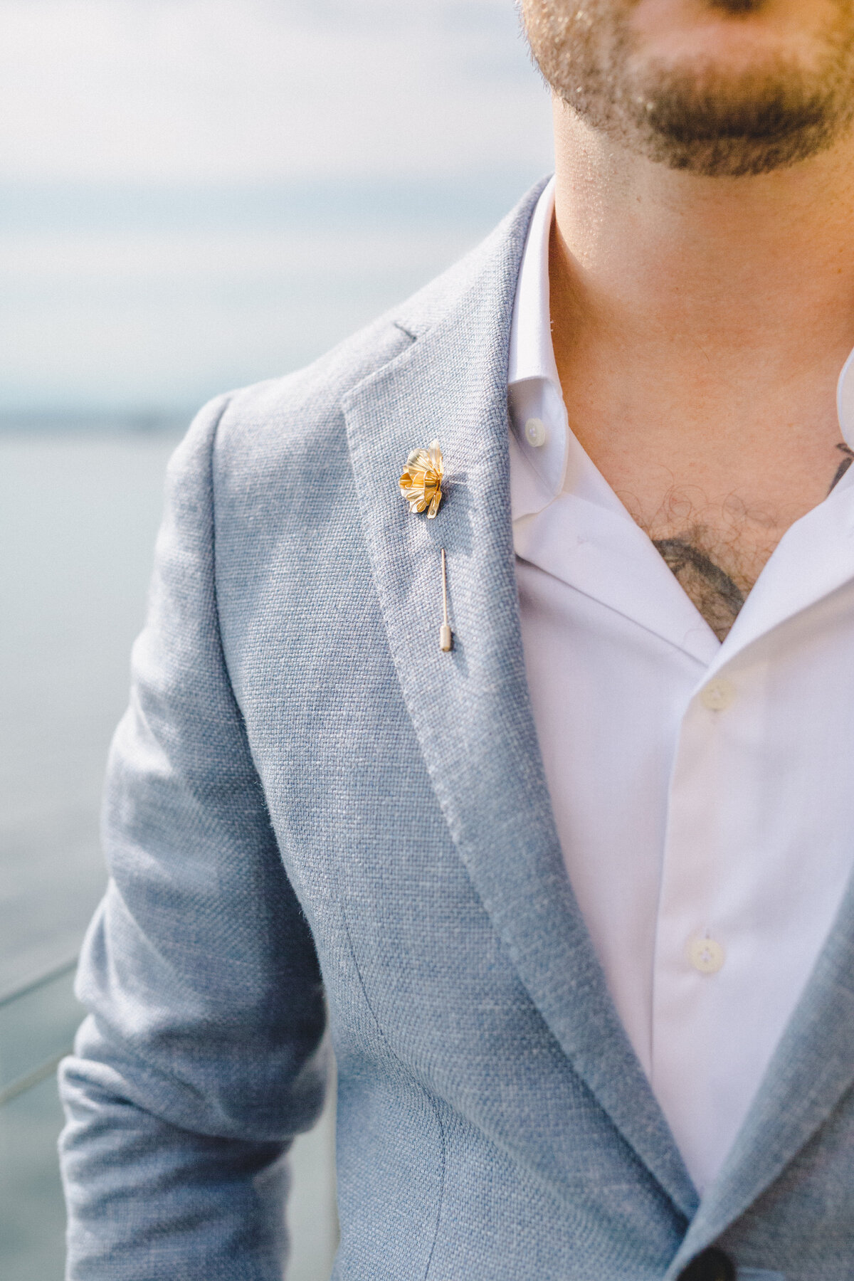A Glamorous Wedding At The Edgewater Hotel With Pops Of Champagne, Pearls, And Nostalgia-Seattle Bride Real Wedding Submission By Something Minted-19