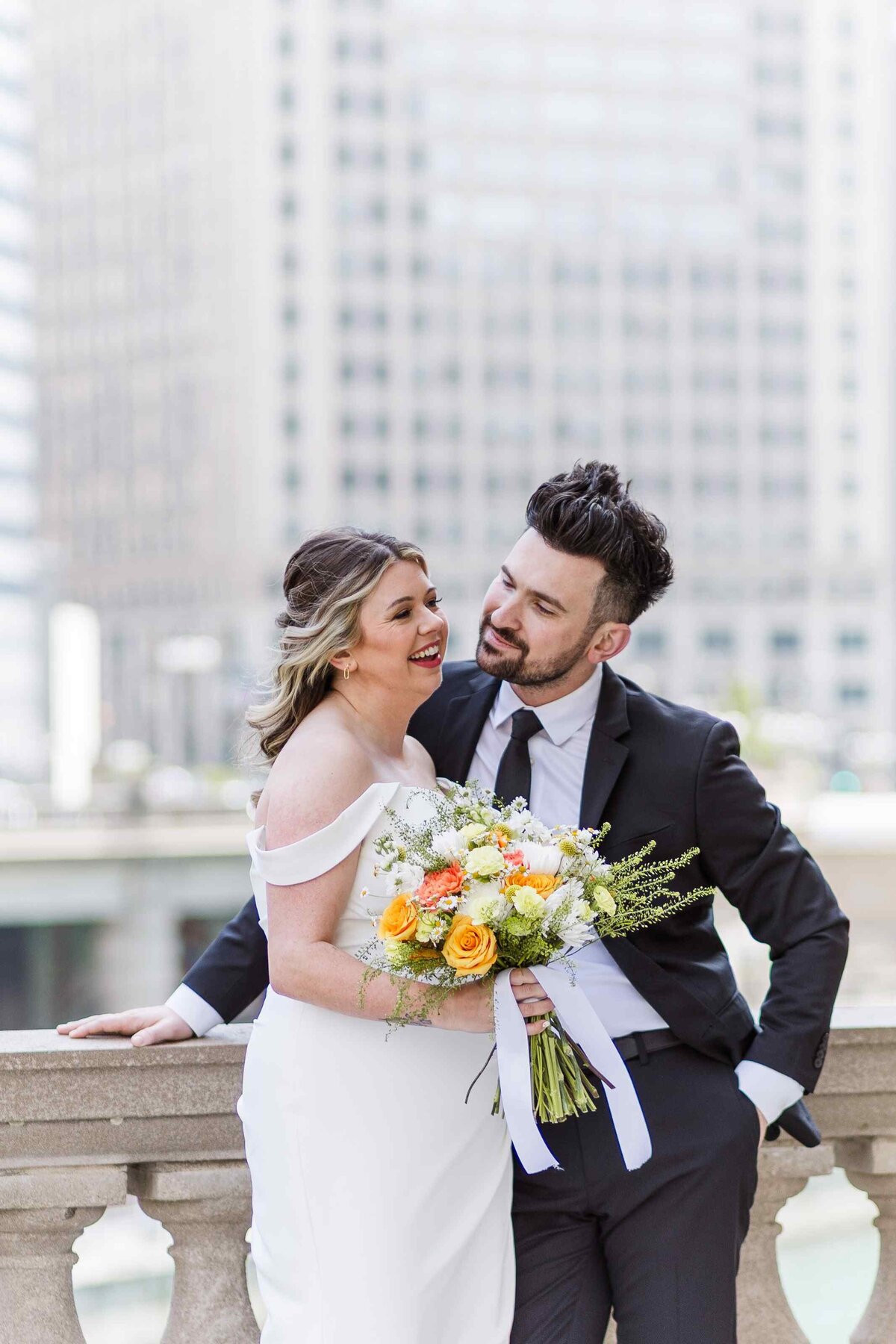 19-Chicago-riverwalk-wedding