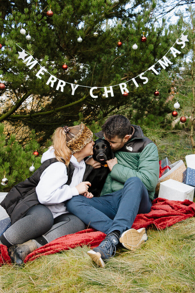 Christmas Mini photoshoot - Goyt Valley, High Peak - Nostalgia photography (2)